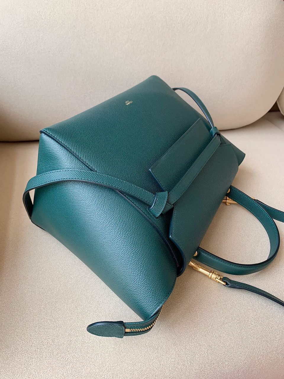 [TOP] CELINE Mini Belt Bag - Amazon Green