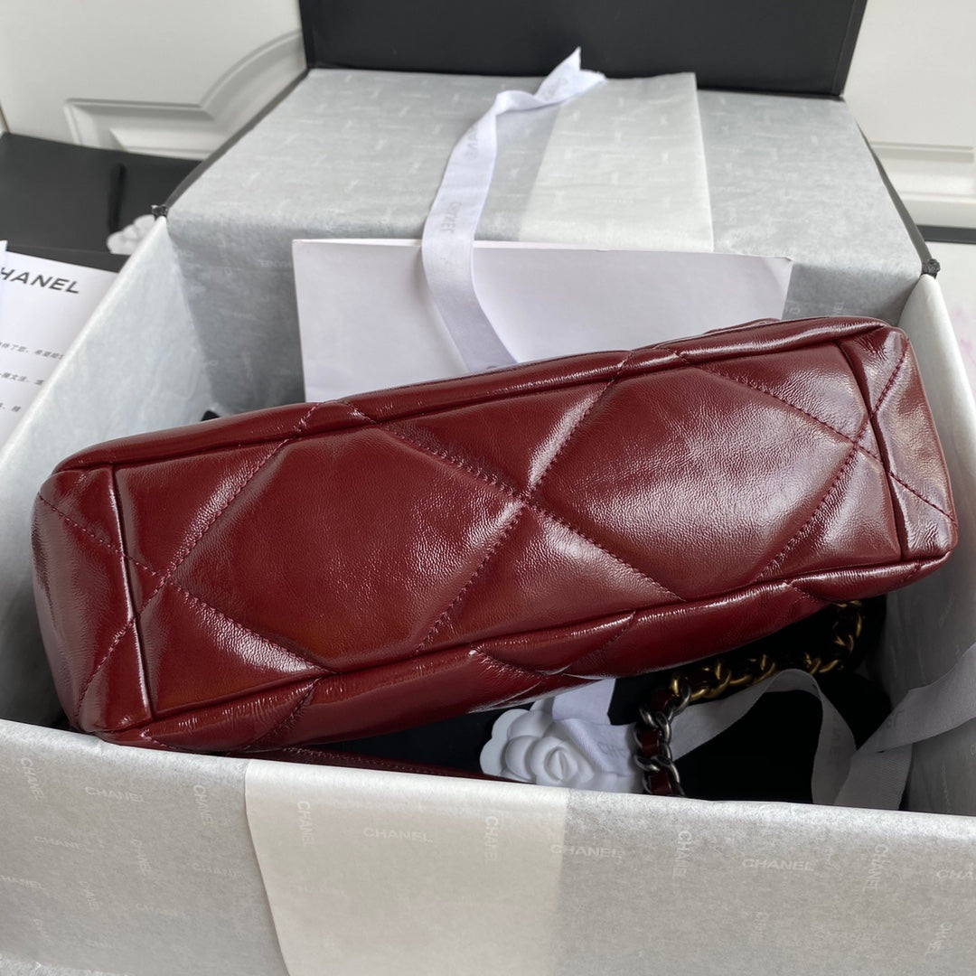 [TOP] CHANEL 19 Bag Aged Skin Wax Maxi 36cm - Burgundy