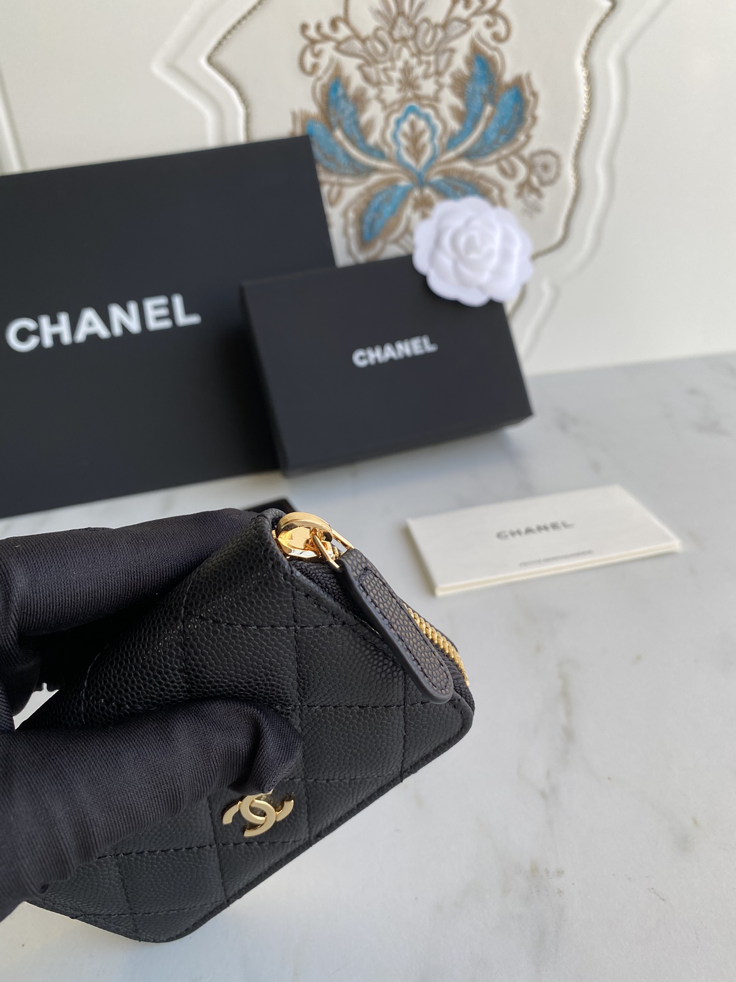 [TOP] CHANEL Zipper Leather Wallet - GHW&SHW - Black