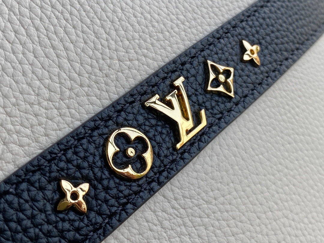 [TOP] Louis Vuitton LV £V Cruiser PM Shoulder Bag 25 x 22.5 x 13cm- White