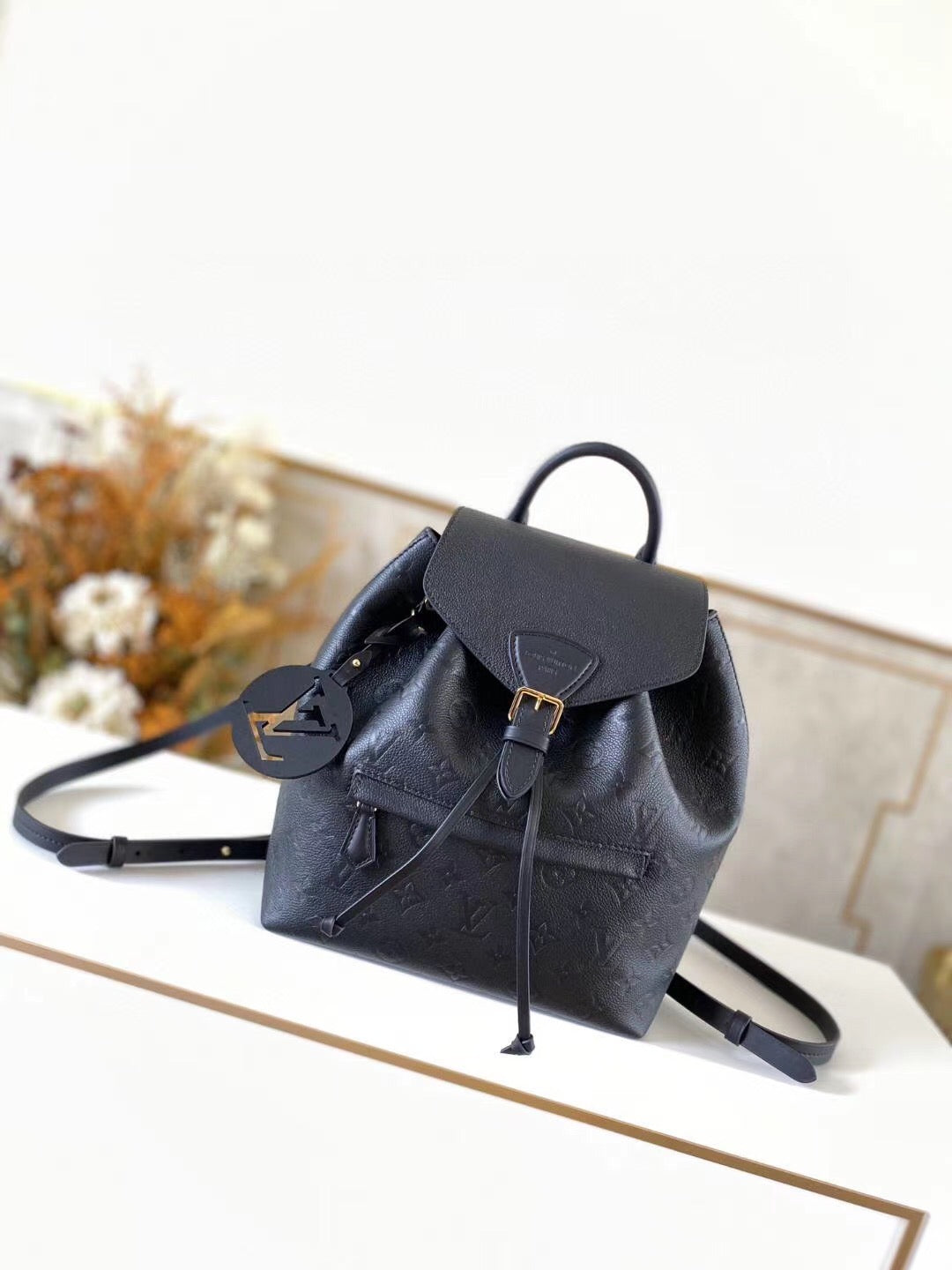 [TOP] Louis Vuitton LV  Backpack Montsouris Monogram Empreinte PM 27.5 x 33 x 14 cm - BLACK