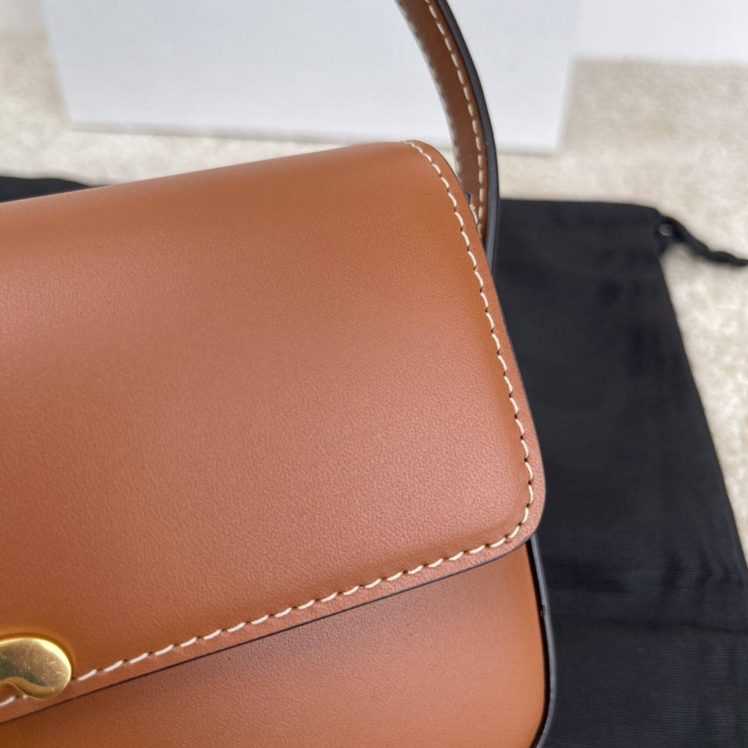 [TOP] CELINE Triomphe Shoulder Bag - Brown