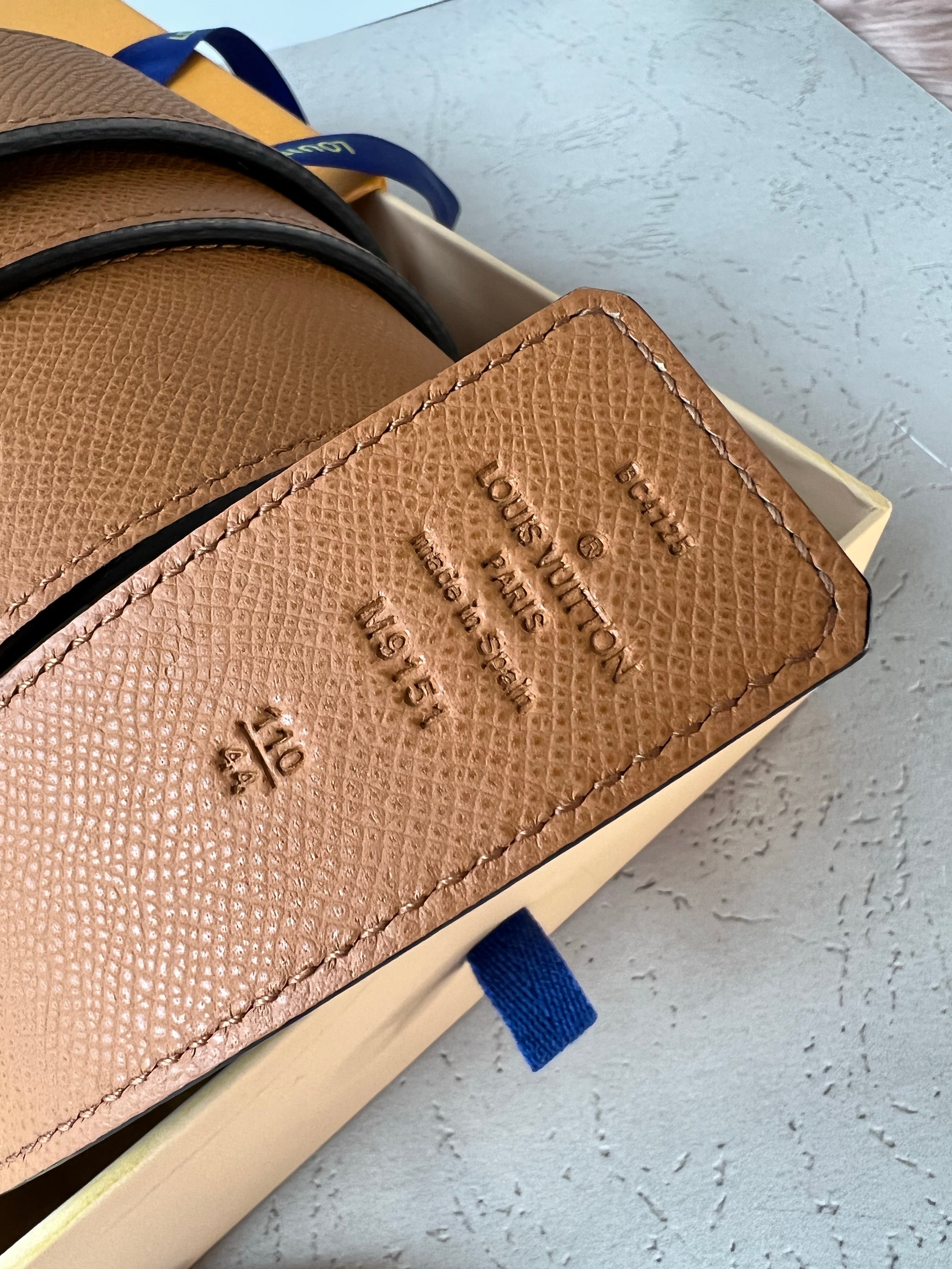 [TOP] Louis Vuitton LV Epi Leather Reversible Belts Structure Face - Brown