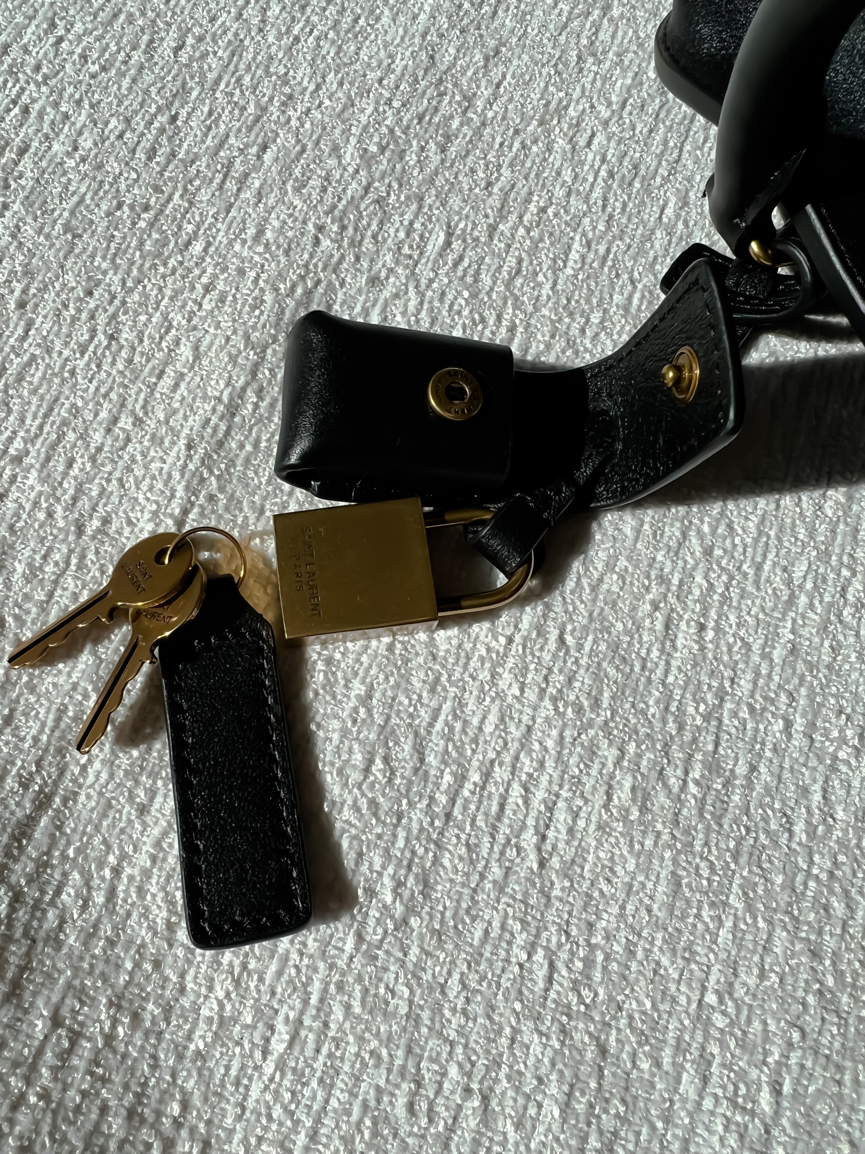 [TOP] Yves Saint Laurent YSL Baby Duffle Bag - Black