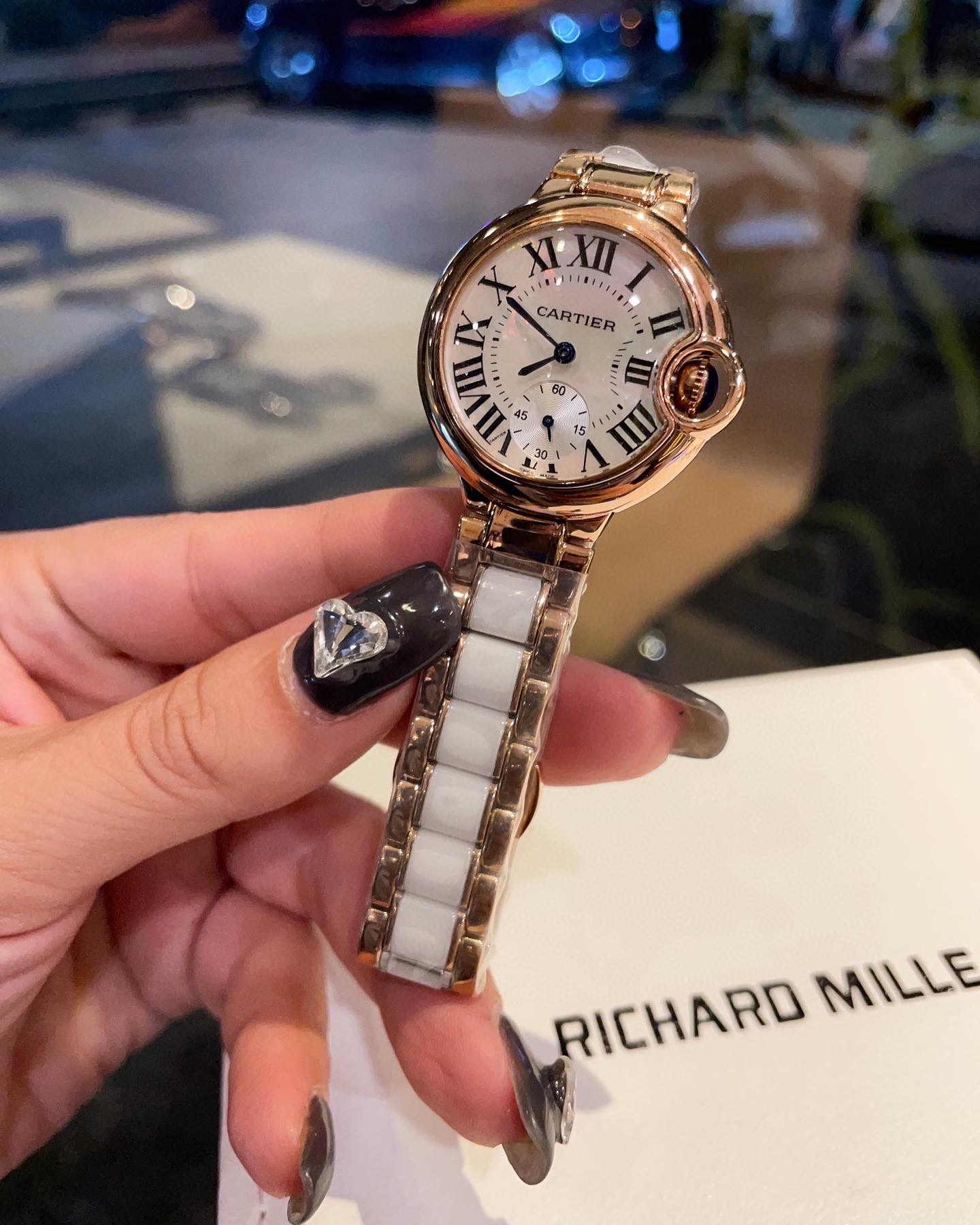 [TOP] Cartier BALLON BLEU DE CARTIER WATCH ceramic 33 mm - Diamonds/Gold