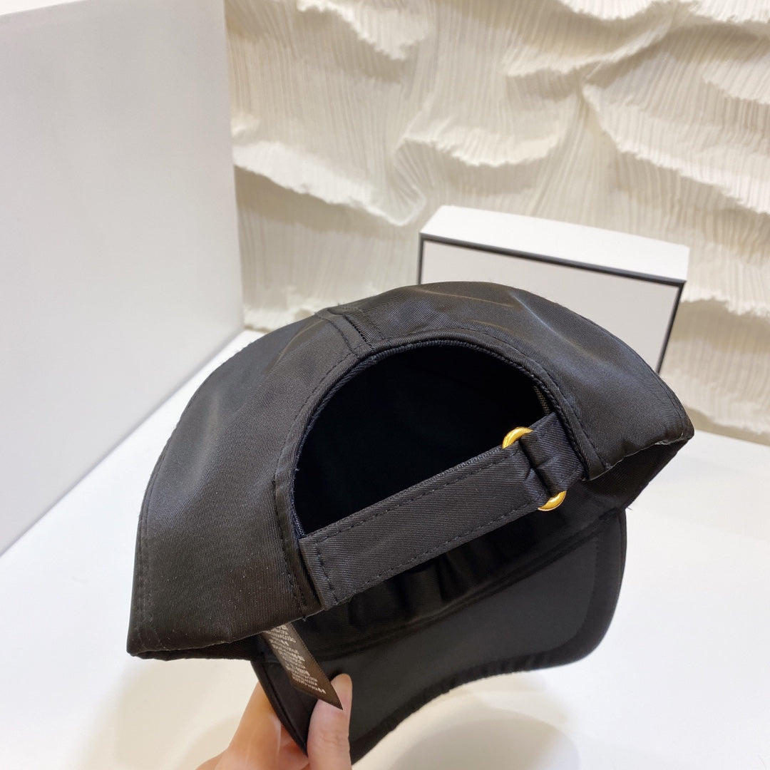 [TOP] CHANEL Nylon Side Logo Cap - Black