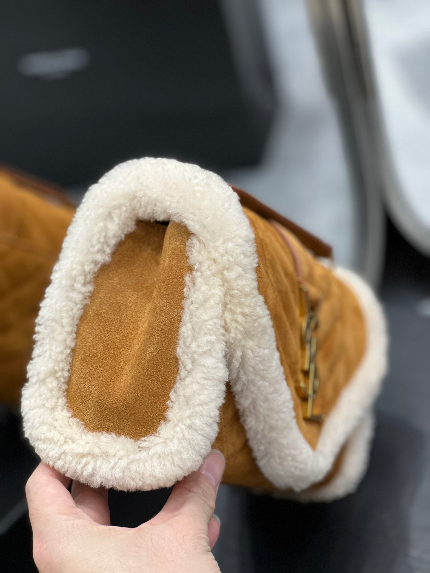 [TOP] Yves Saint Laurent YSL Envelope Small Suede Shearling Bag - Brown