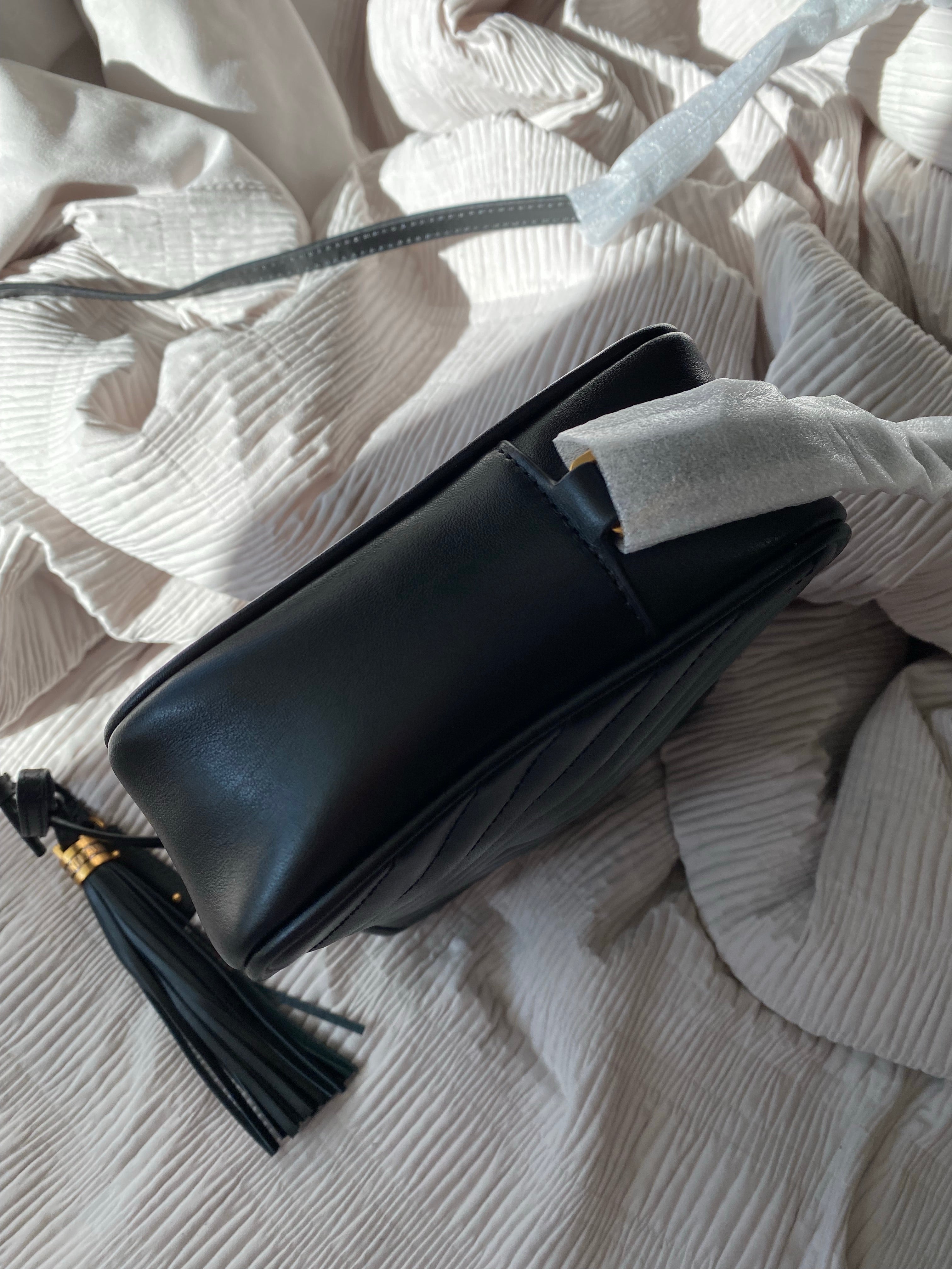 [TOP] Yves Saint Laurent YSL LouLou Camera Bag - Black w GHW