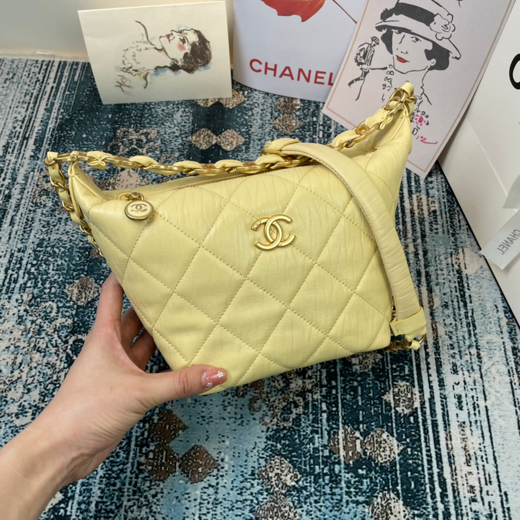 [TOP] CHANEL Hobo Bag Small - Yellow