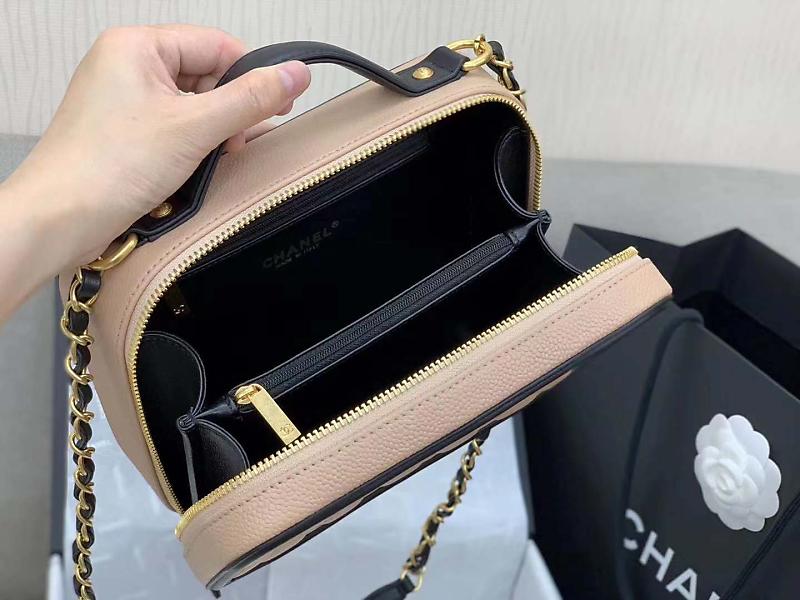[TOP] CHANEL Vanity Case Bag  Medium - Light Pink
