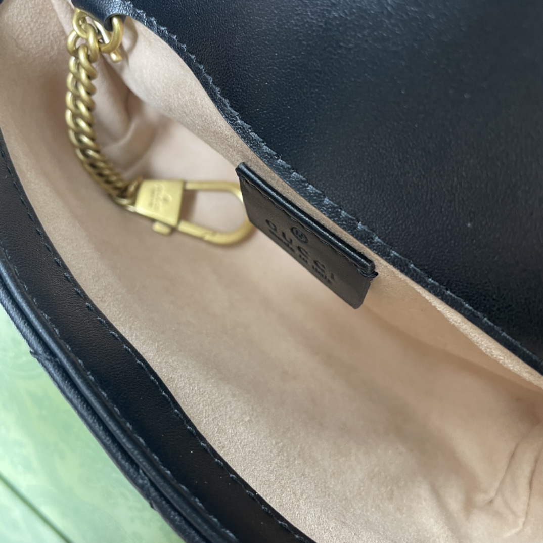 [TOP] GUCCI GG Marmont Bag Super Mini 16.5cm - Black