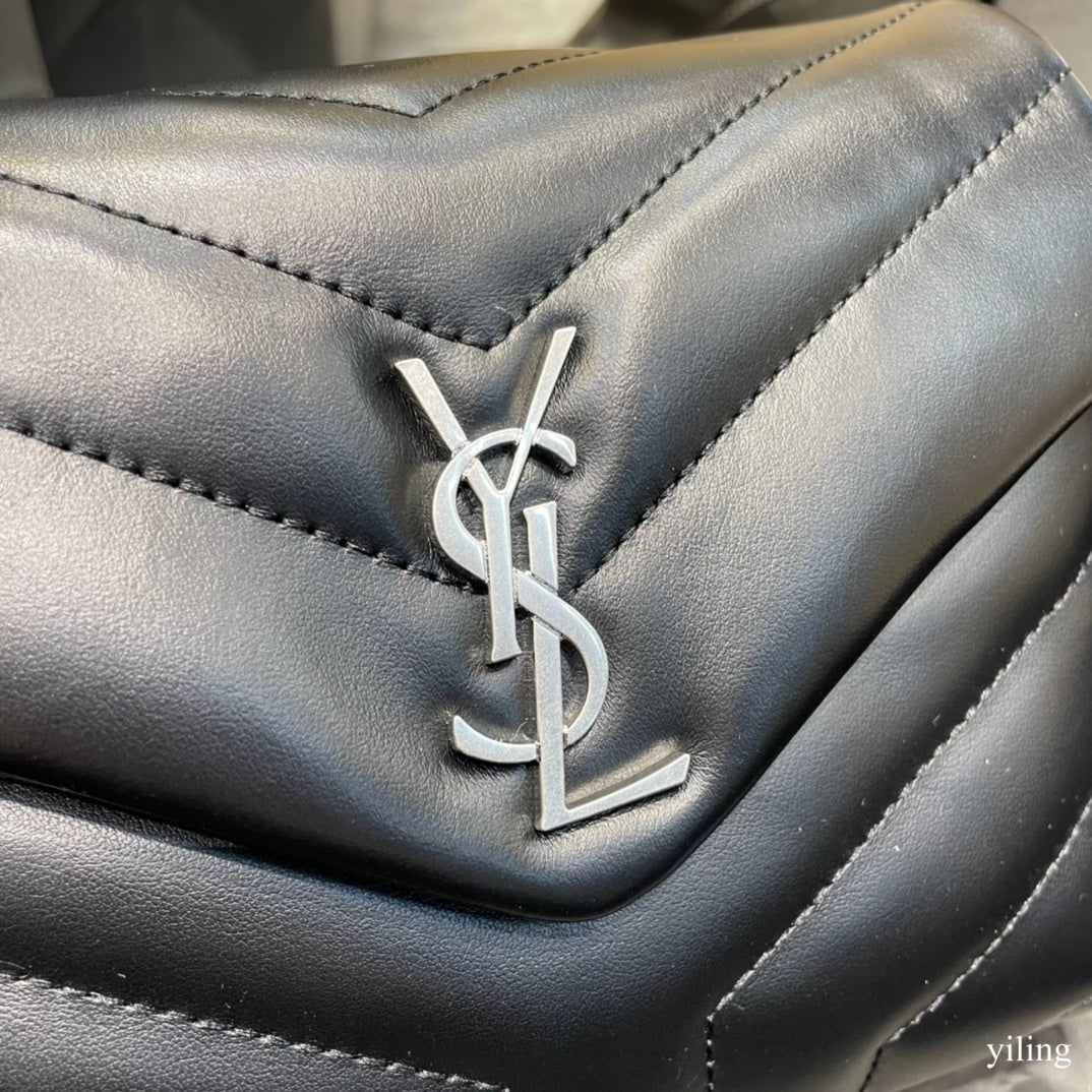 [TOP] Yves Saint Laurent YSL Loulou Toy Bag 20cm - Black w SHW