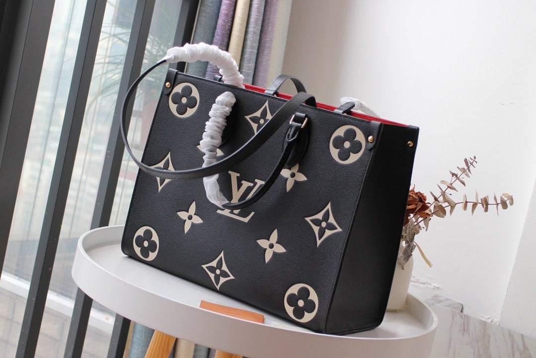[TOP] Louis Vuitton LV On The Go Giant Empreinte MM 35x27x14cm- Black and Creme