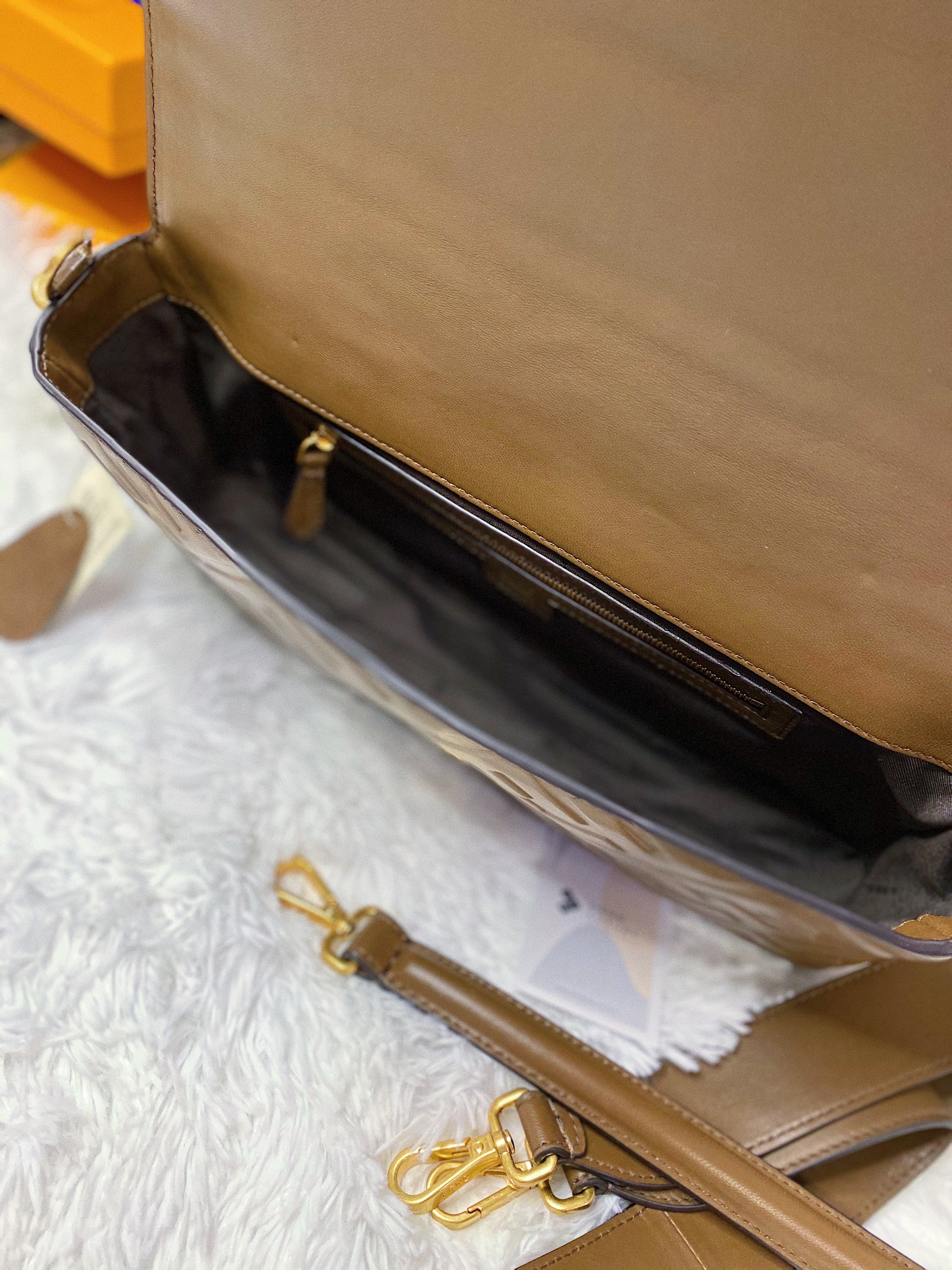 [TOP] FENDI Baguette Large Leather Bag - GREEN NAPPA