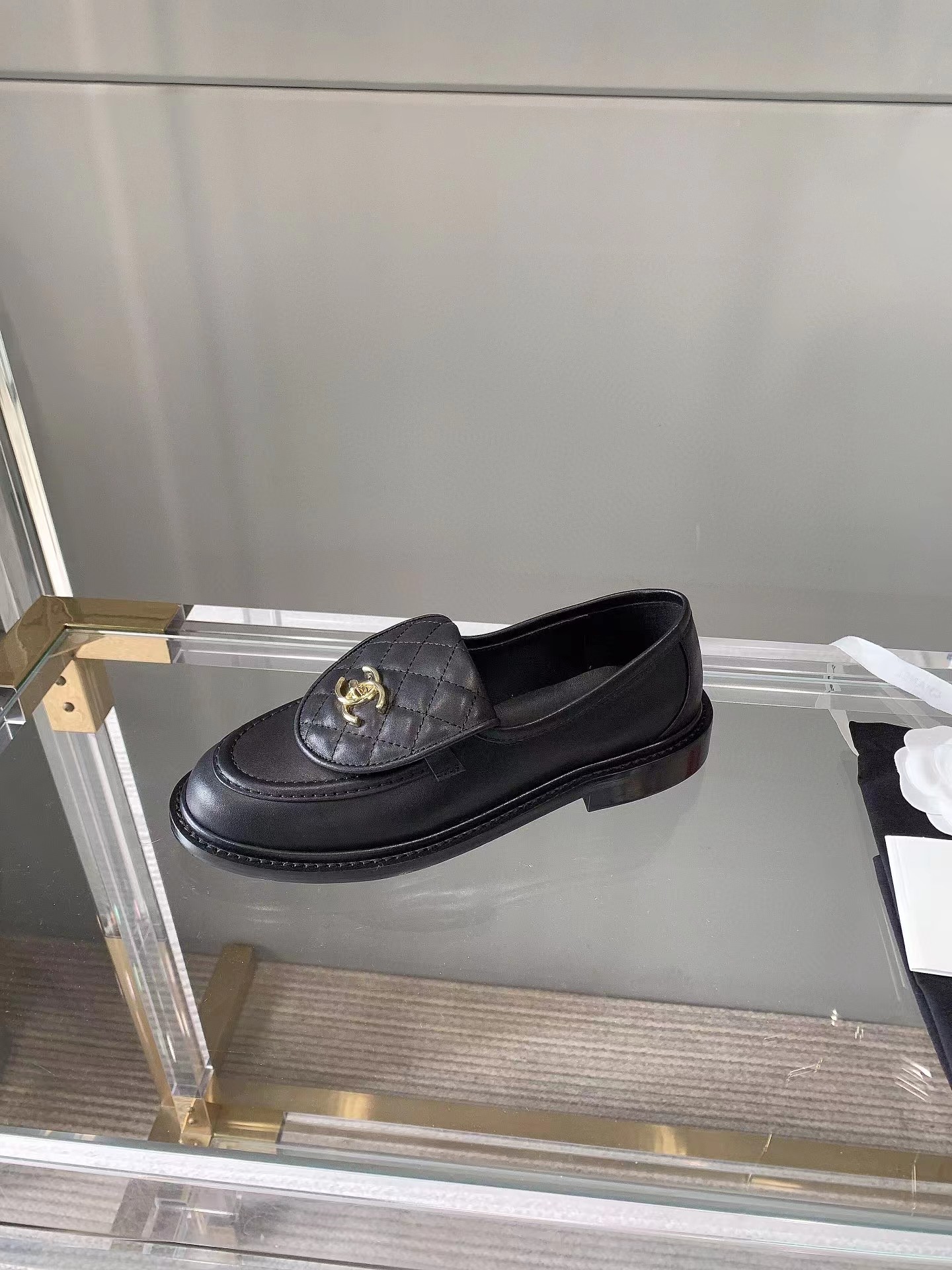 [TOP] CHANEL Tab Loafers - black - GHW -