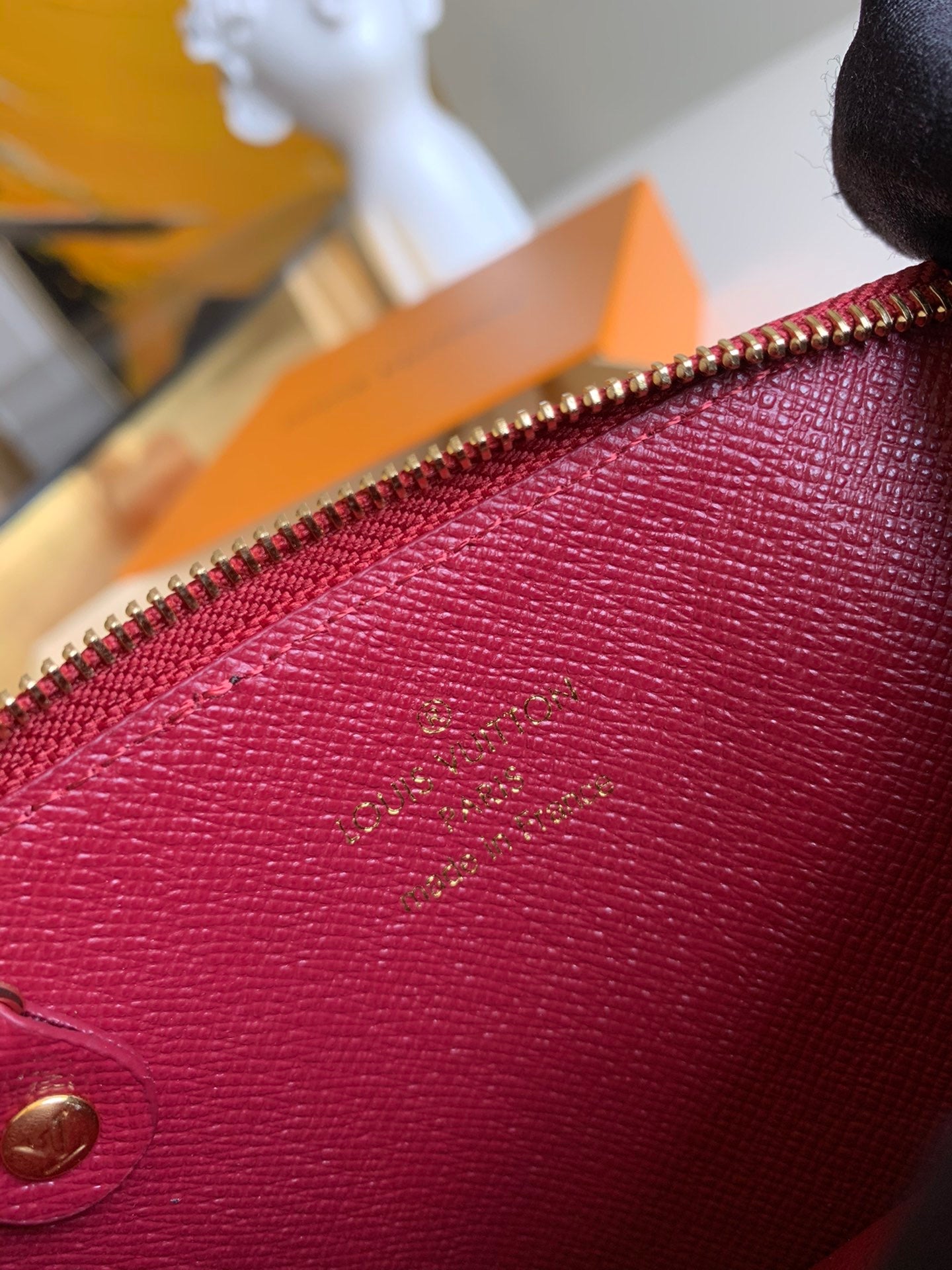 [TOP] Louis Vuitton LV LV Compact Key Wallet - Monogram