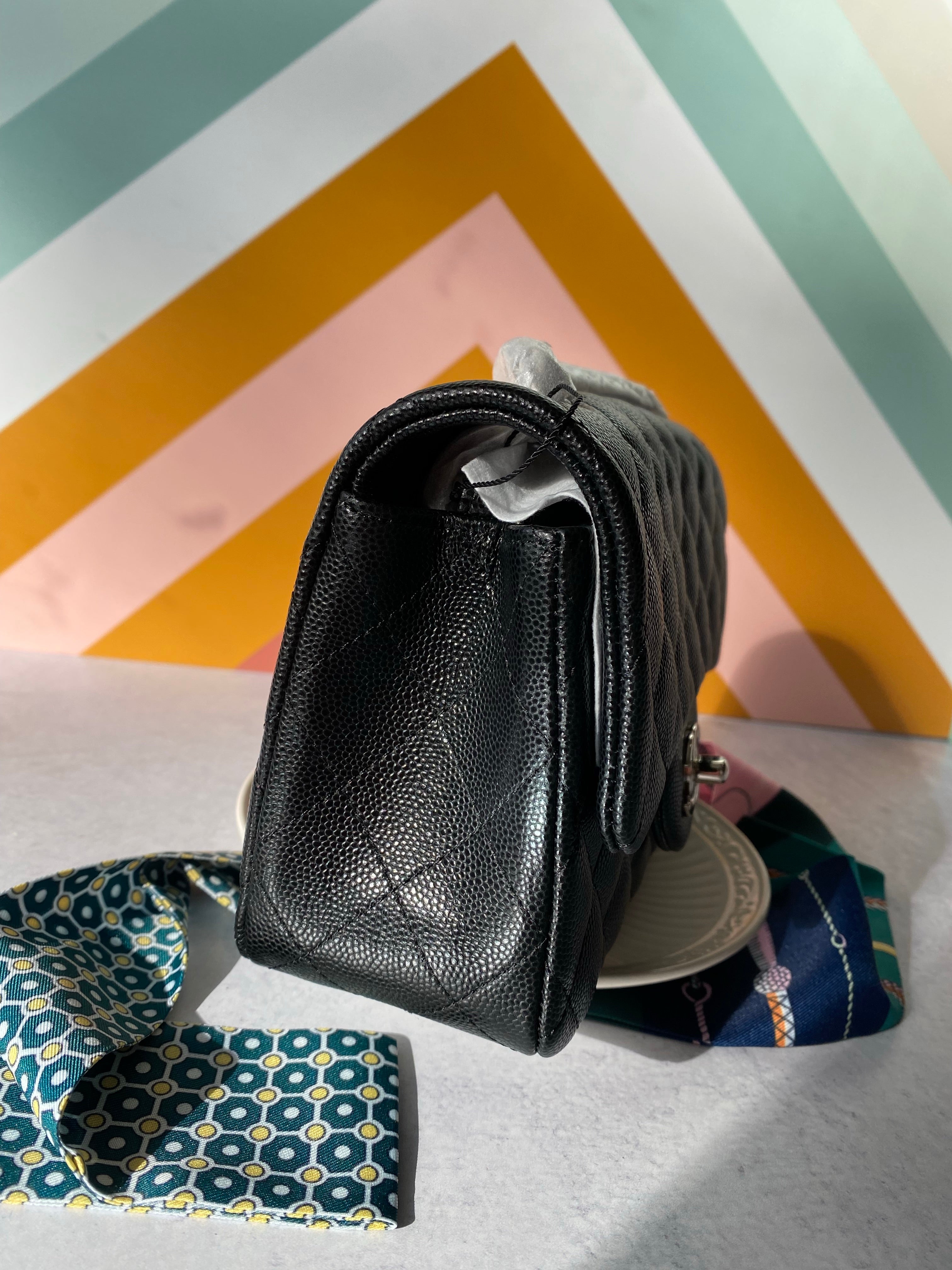 [TOP] CHANEL Classic Flap Bag Caviar Mini 20cm - Black & SHW