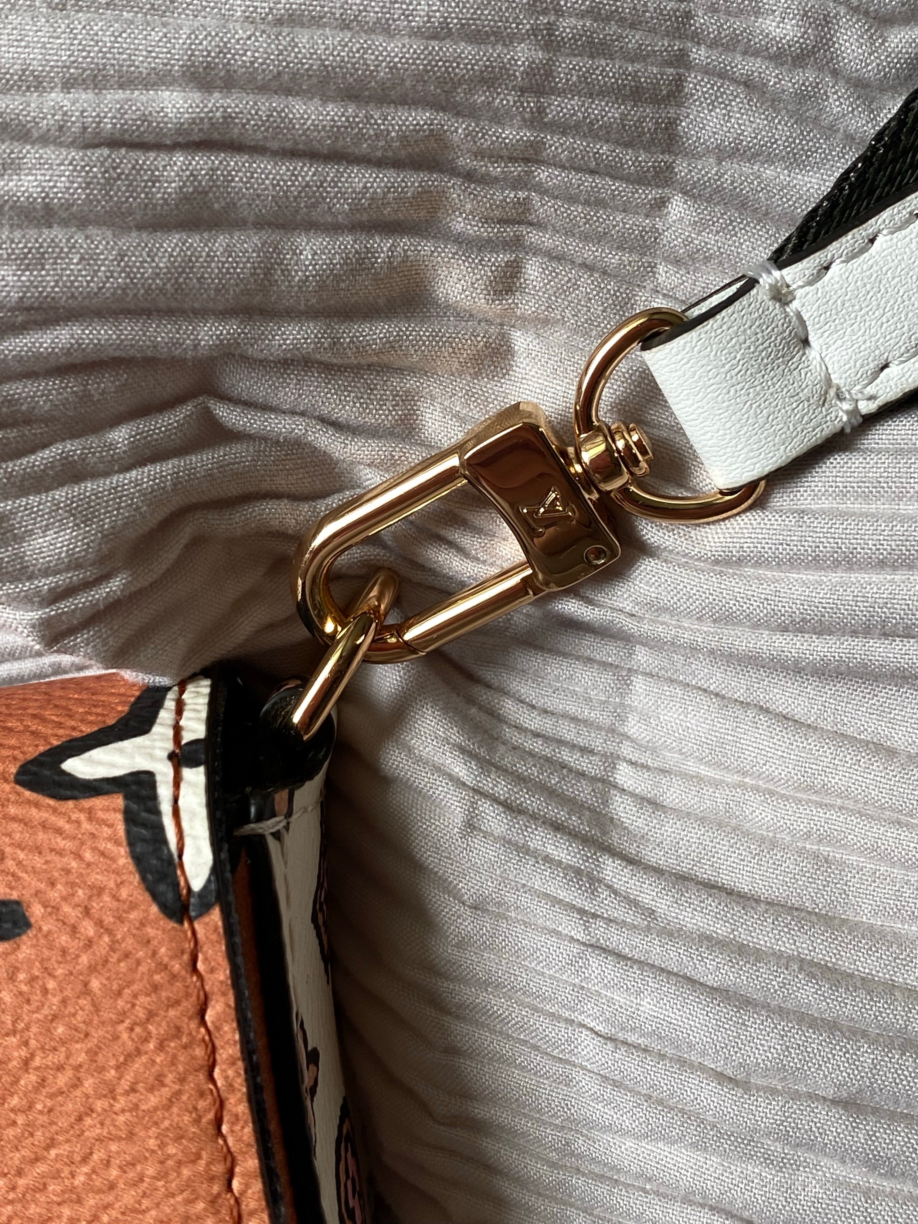 [TOP] Louis Vuitton LV  Wild At Heart Multi Pochette 21X12X3cm-Orange and White