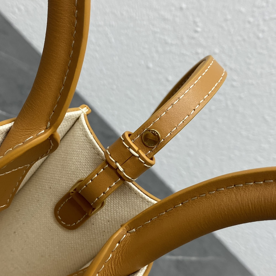 [TOP] CELINE Triomphe Tote Mini 17-20-6 - Burlap White