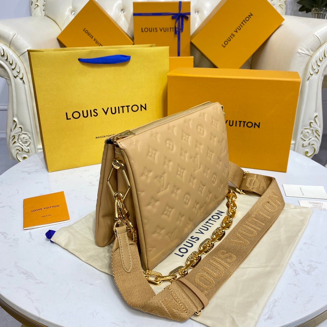 [TOP] Louis Vuitton LV Coussin Bag 26x20x12cm- Camel