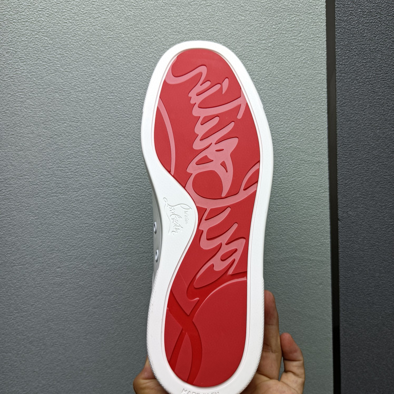 [TOP] Christian Louboutin Sneaker-2 Colors