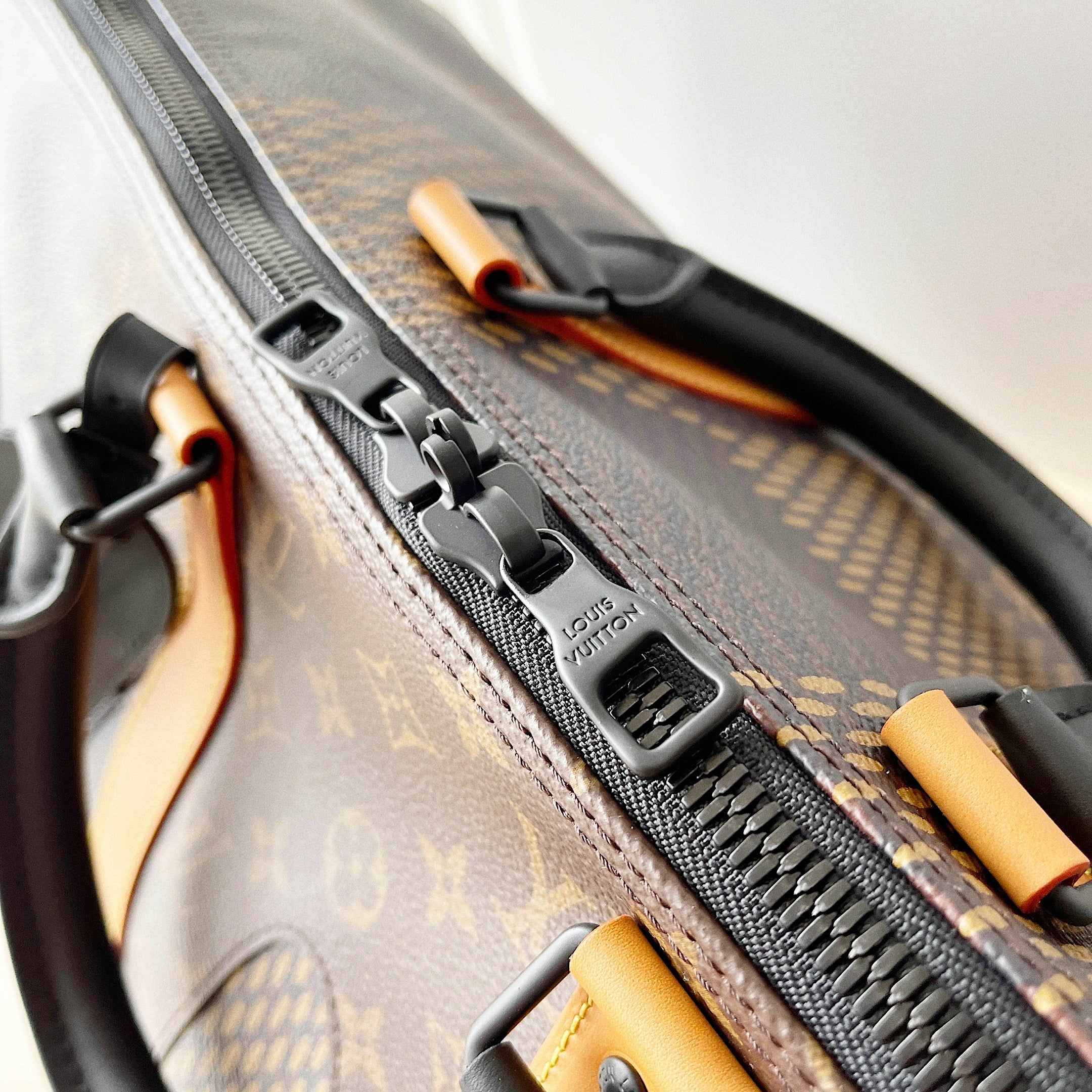 [TOP] Louis Vuitton LV L*V x Nigo Keepall 50 Bag-Brown