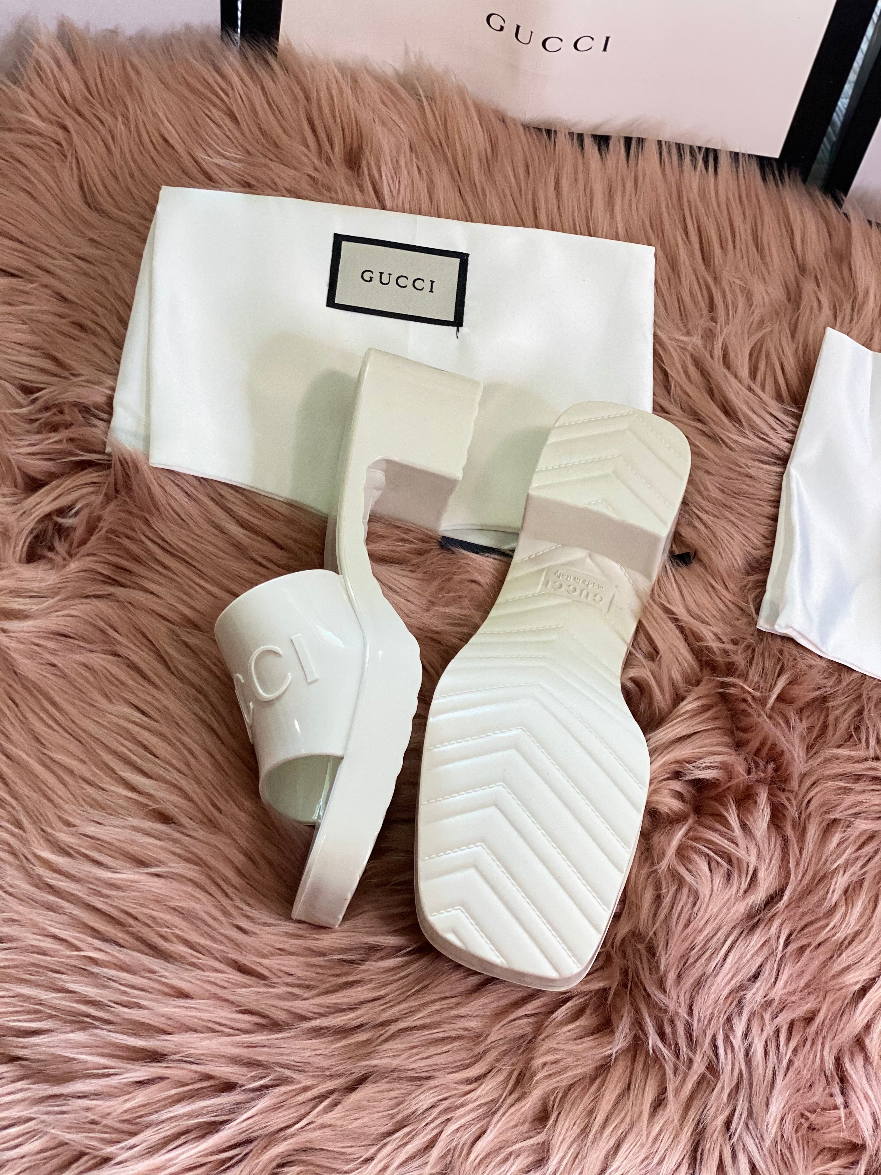 [TOP] GUCCI GG Logo Embossed Rubber Mules - White