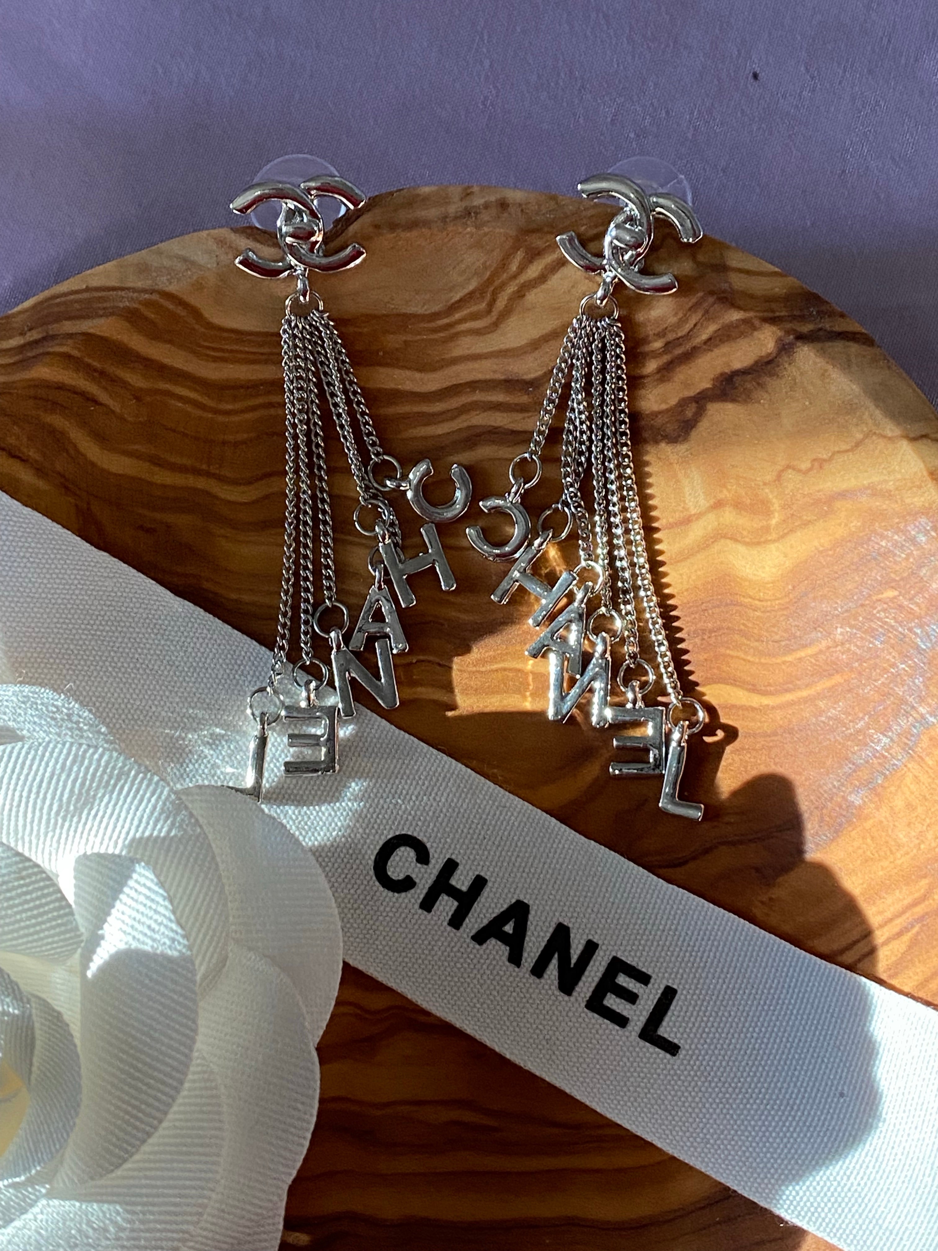 [TOP] CHANEL Letters Dangle Earrings - Light Gold