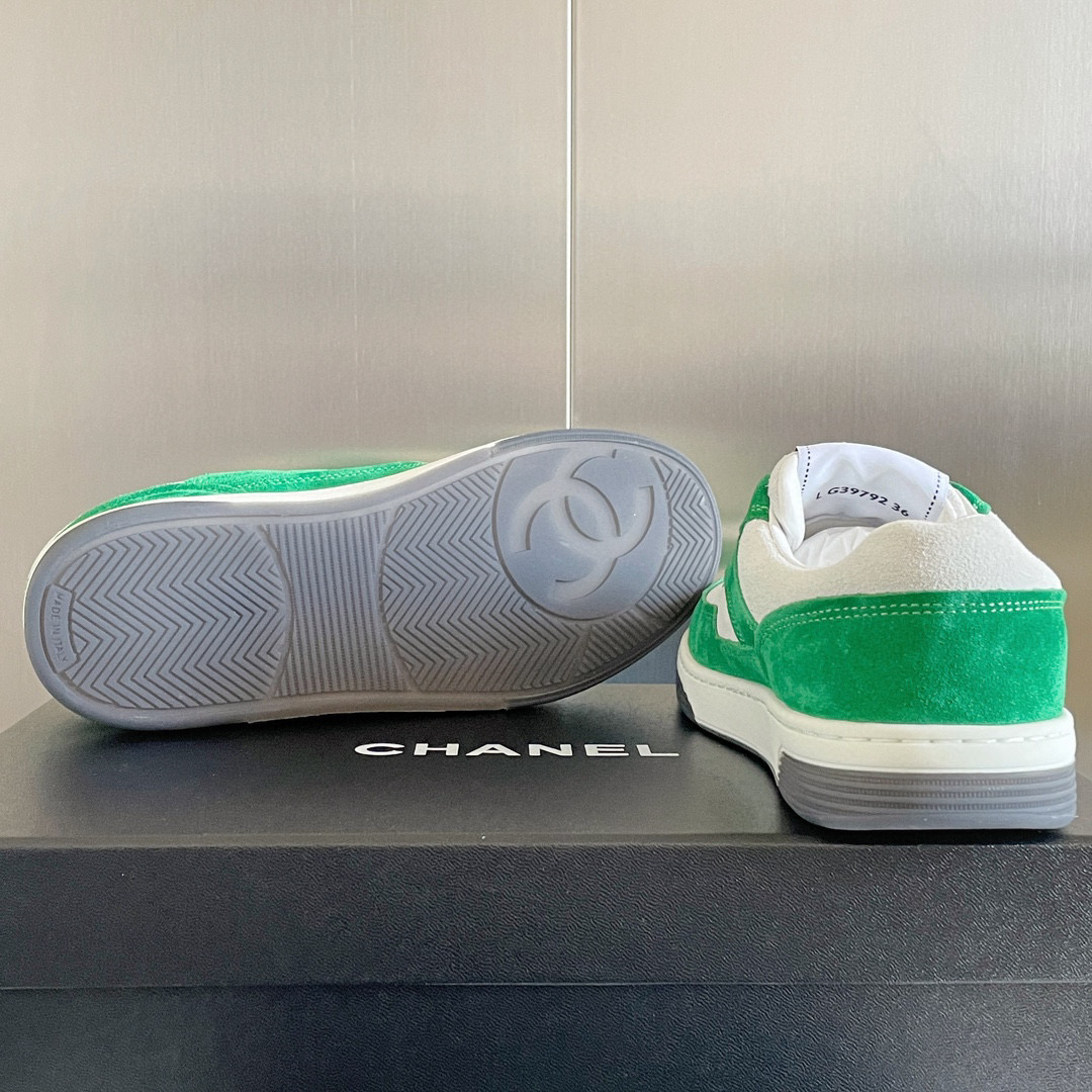 [TOP] CHANEL Two Tone Sneaker - 6 Colours