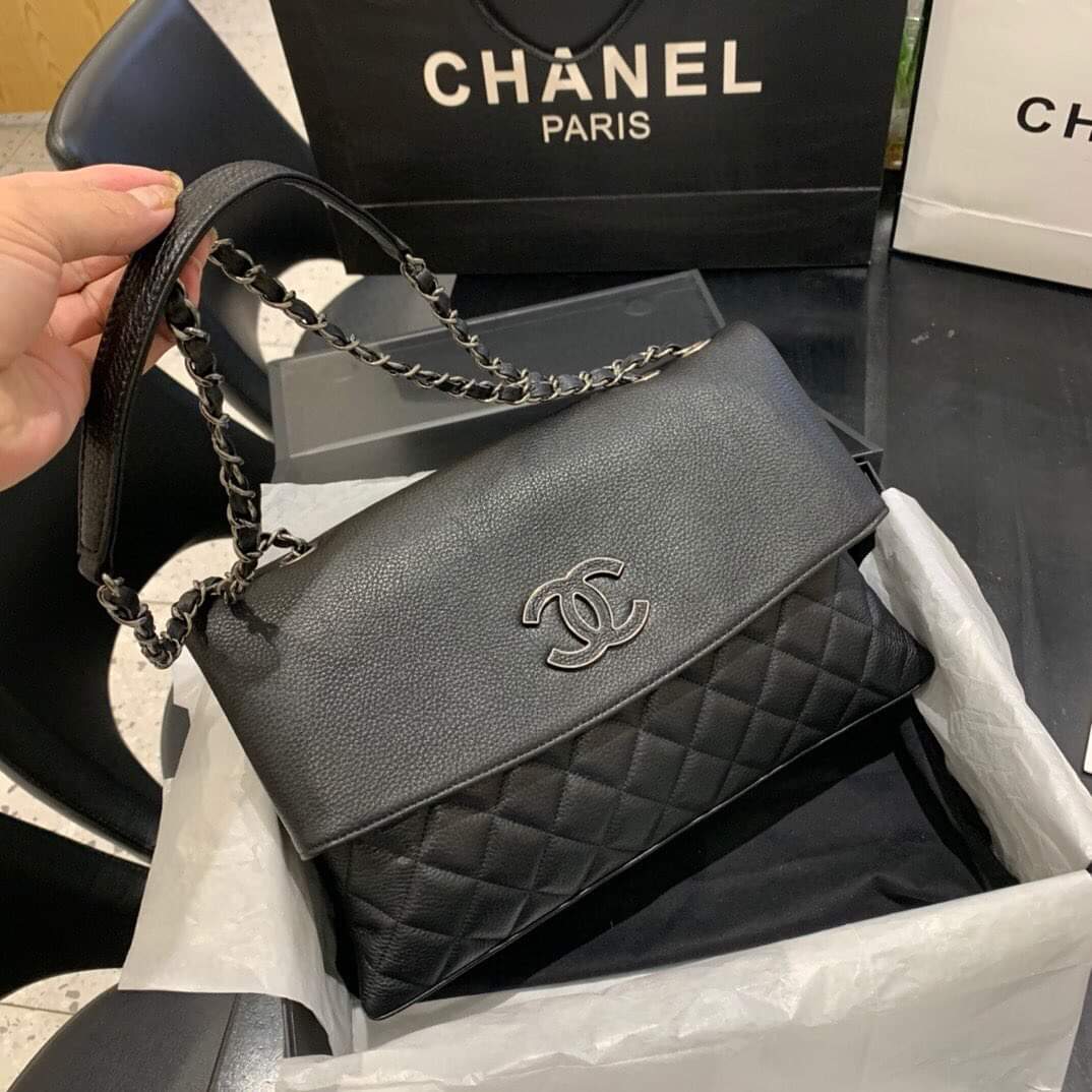 [TOP] CHANEL Slim Flap Tote 32X7.5X19CM - Black