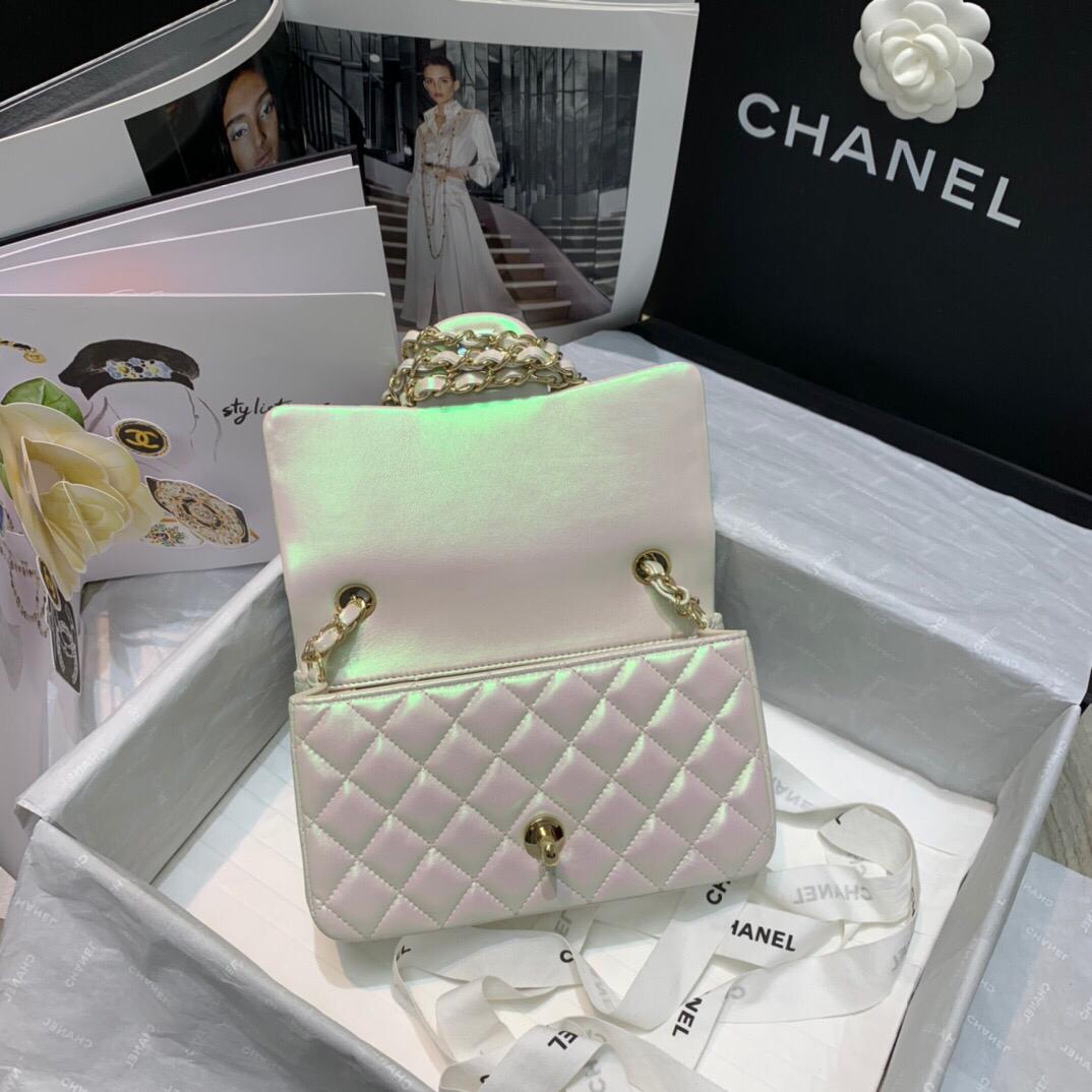 [TOP] CHANEL Classic Flap Bag Mini 20CM - White Iridescent