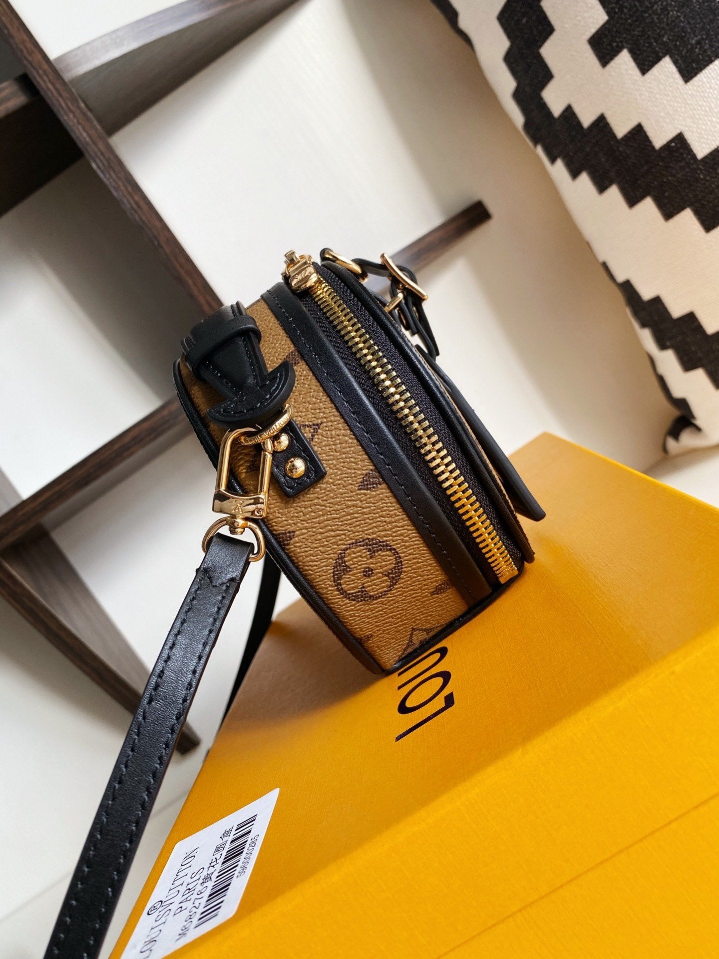 [TOP] Louis Vuitton LV Mini Boite Chapeau - Reverse Monogram