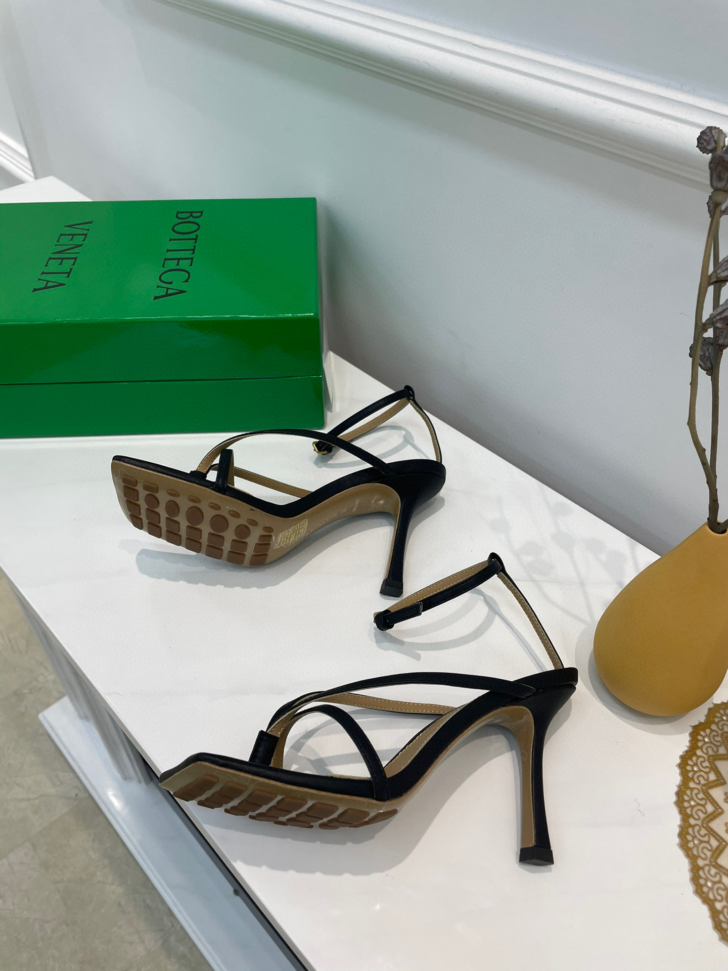 [TOP] Bottega Veneta BV Leather sandals Stretch Strap Sandal - 12 Colours