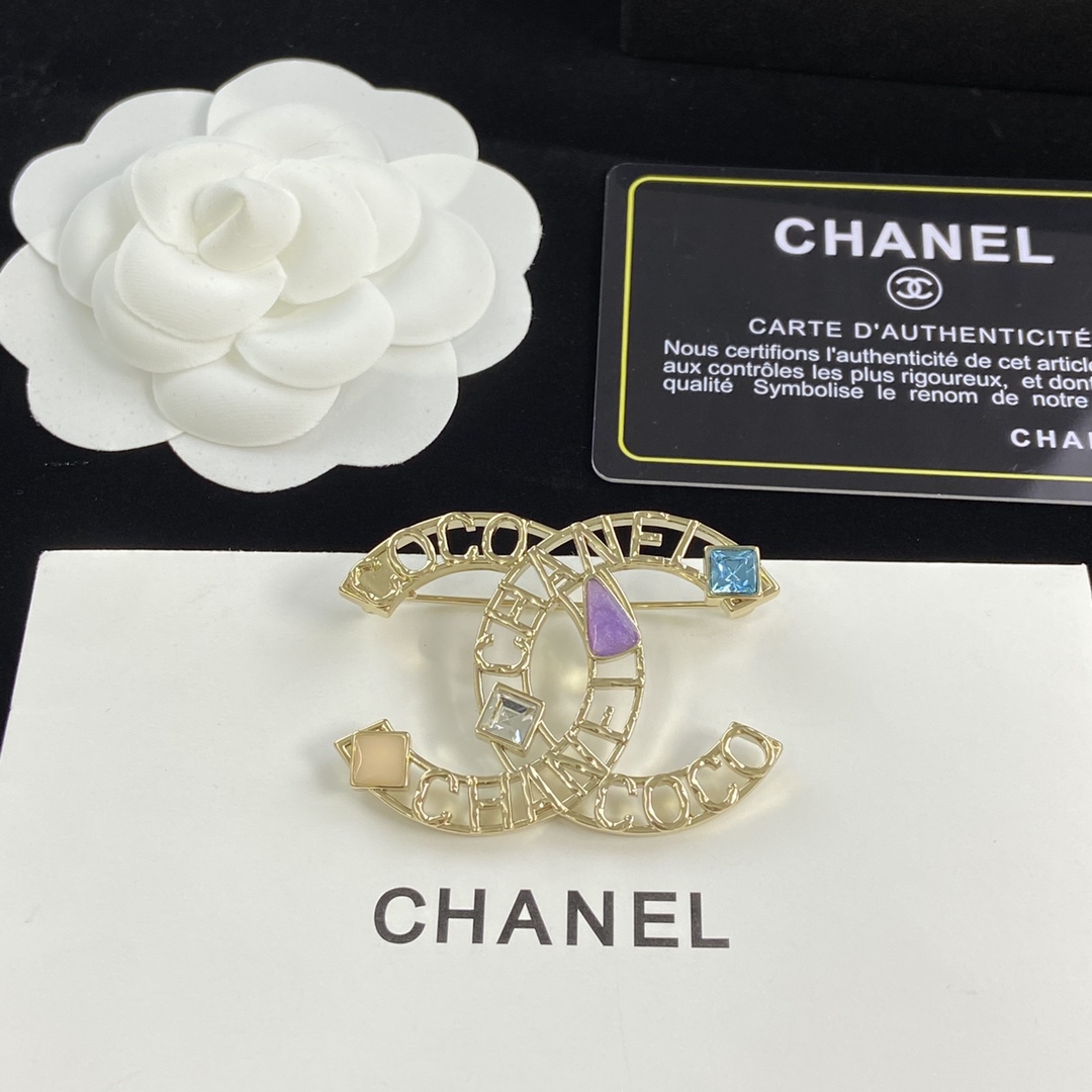 [TOP] CHANEL Brooch Collections