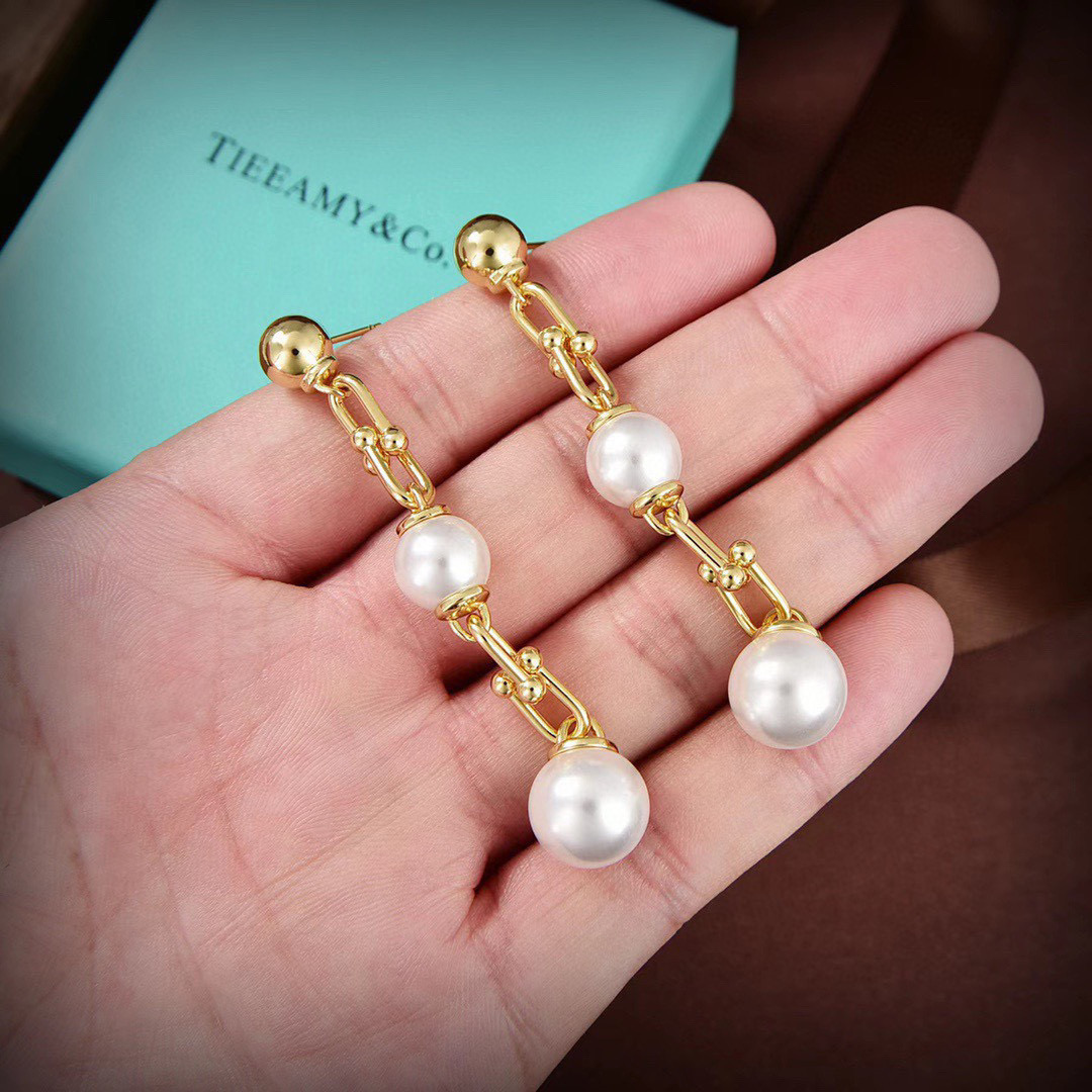[TOP] Tiffany & Co. Pearls Dangle Earrings