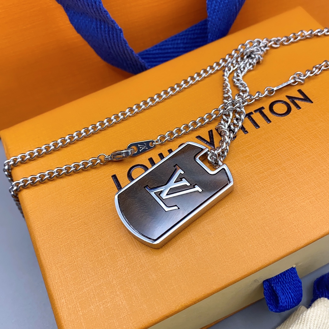 [TOP] Louis Vuitton LV Necklace