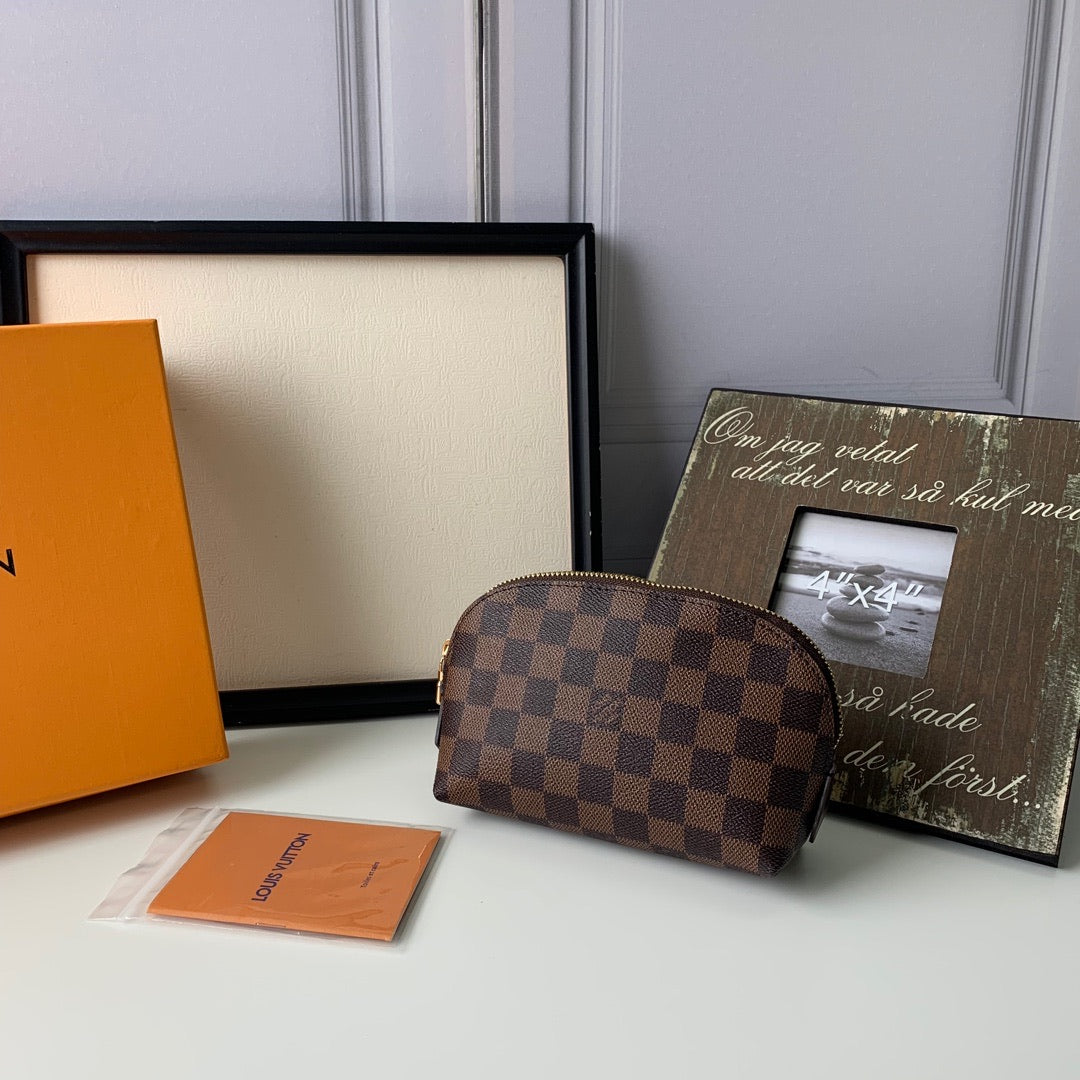 [TOP] Louis Vuitton LV Cosmetic Pouch 17*12*6cm-Brown