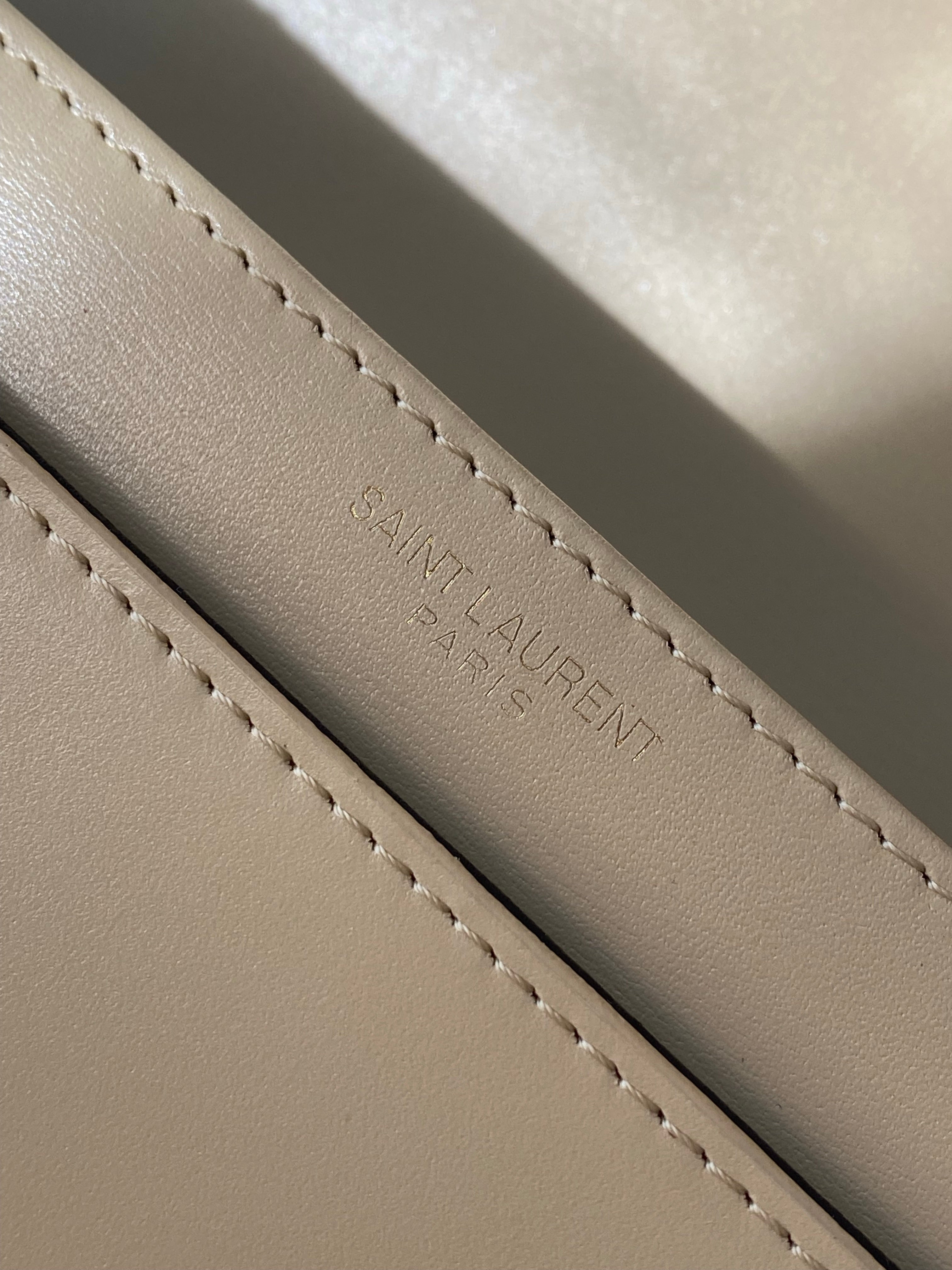 [TOP] Yves Saint Laurent YSL Solferino Medium Shoulder Bag - Beige