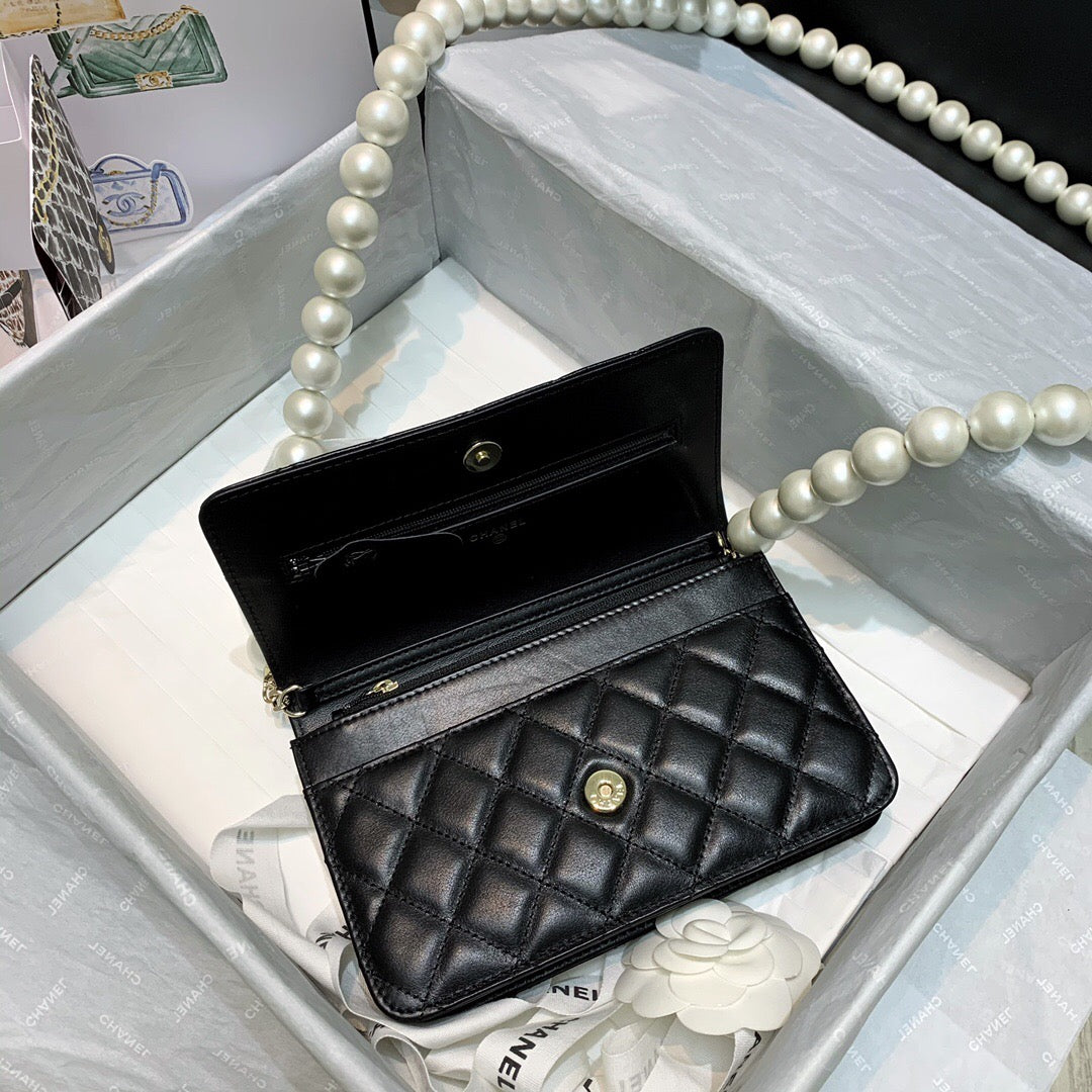 [TOP] CHANEL Classic Flap WOC Pear Chain - Black