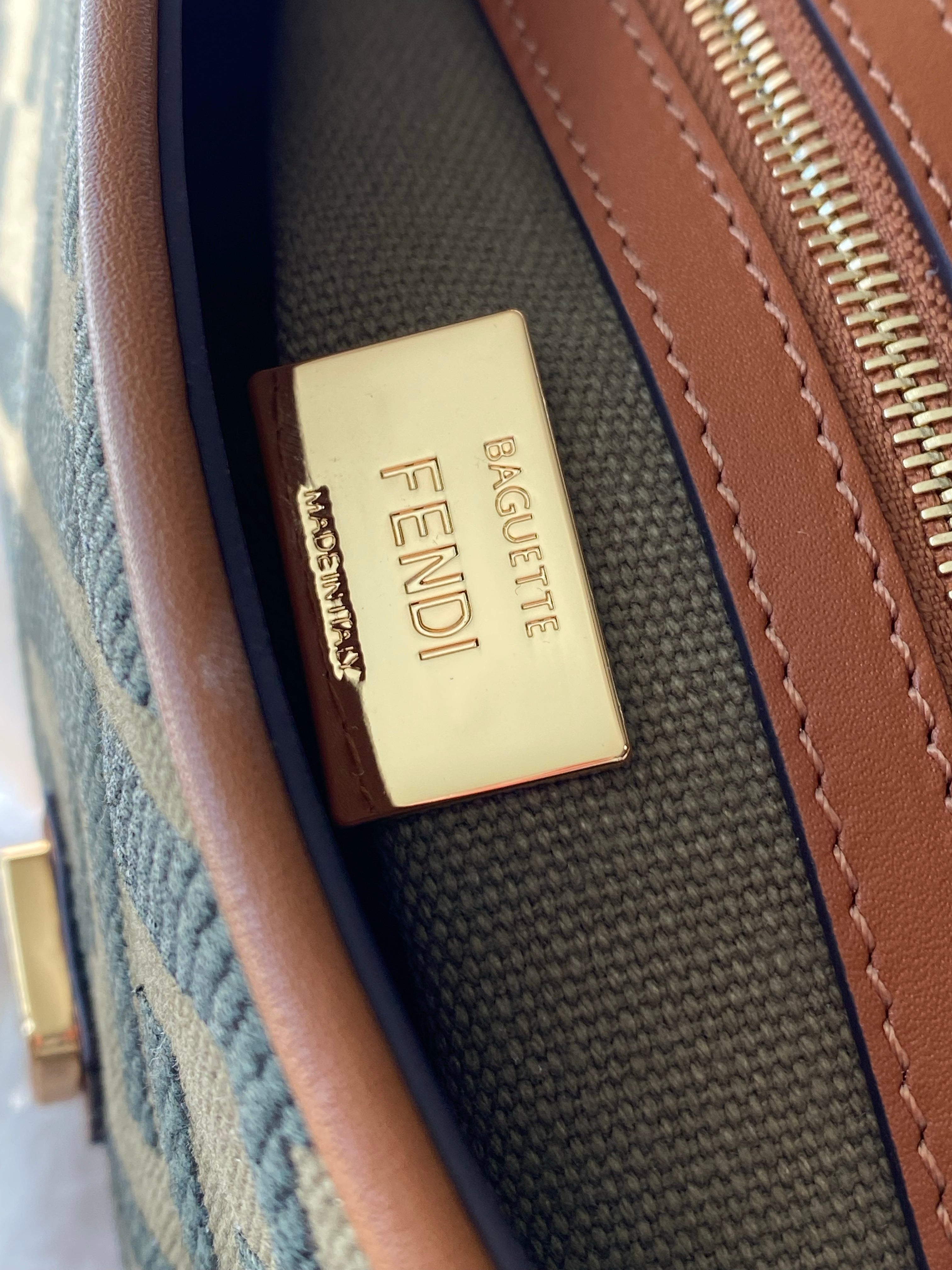 [TOP] FENDI Baguette Canvas Crossbody Bag - Brown
