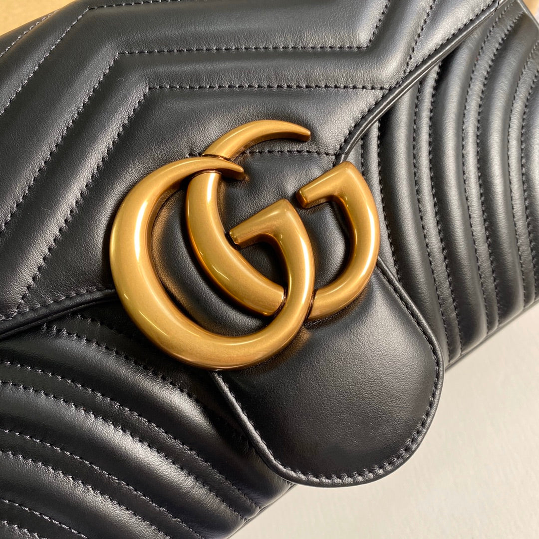 [TOP] GUCCI Marmont Bag Medium 31cm - Black & GHW