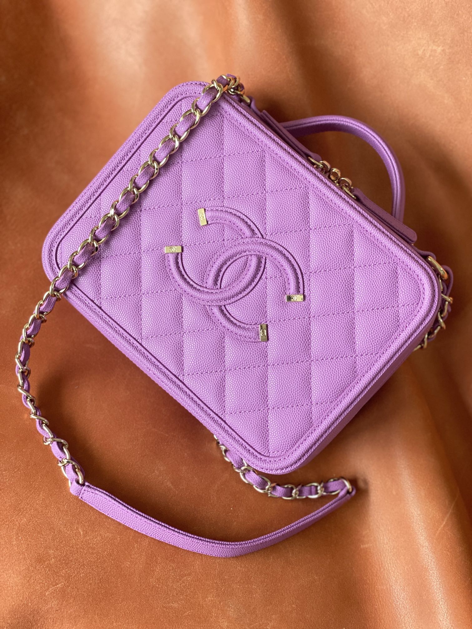 [TOP] CHANEL Vanity Case Medium - Purple