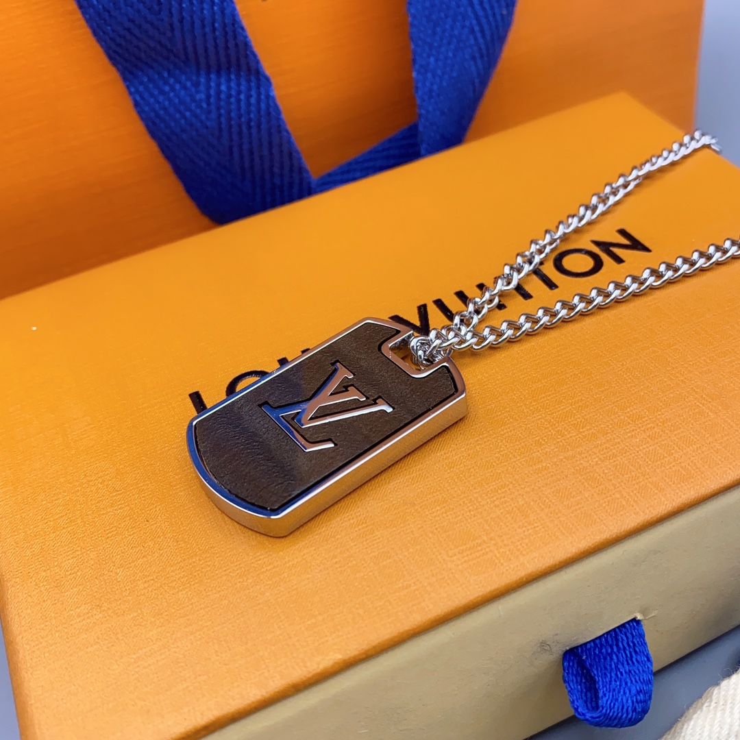 [TOP] Louis Vuitton LV Necklace