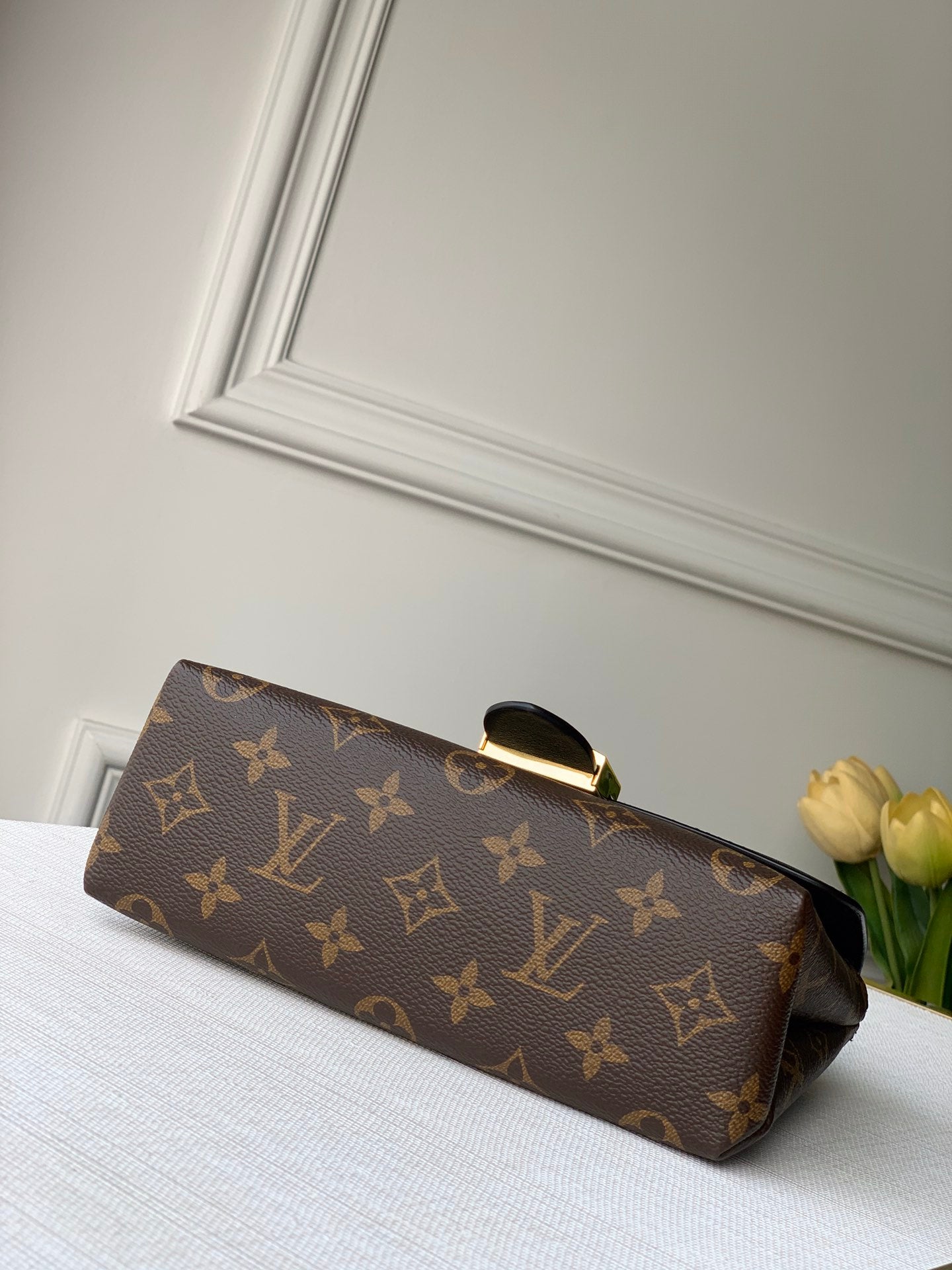 [TOP] Louis Vuitton LV Locky BB Bag Monogram 20.0 x 16.0 x 7.5 cm- Black
