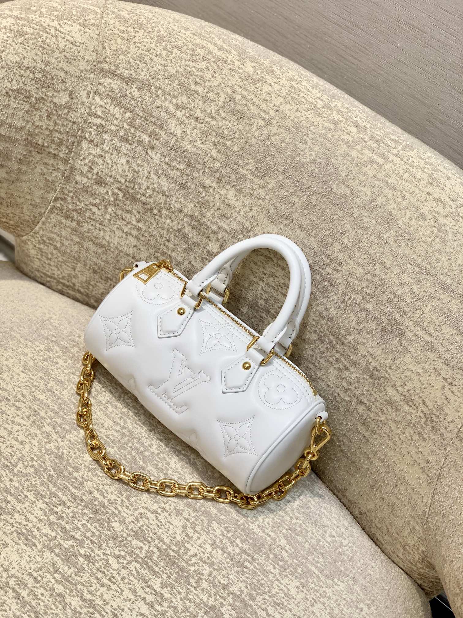 [TOP] Louis Vuitton LV L*V Papillon BB - White