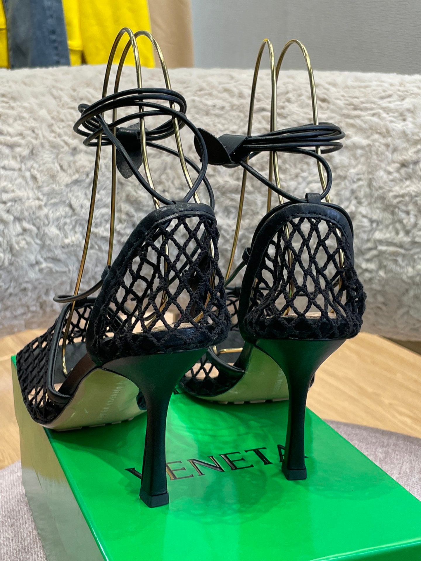 [TOP] Bottega Veneta BV Stretch High Heels - Black