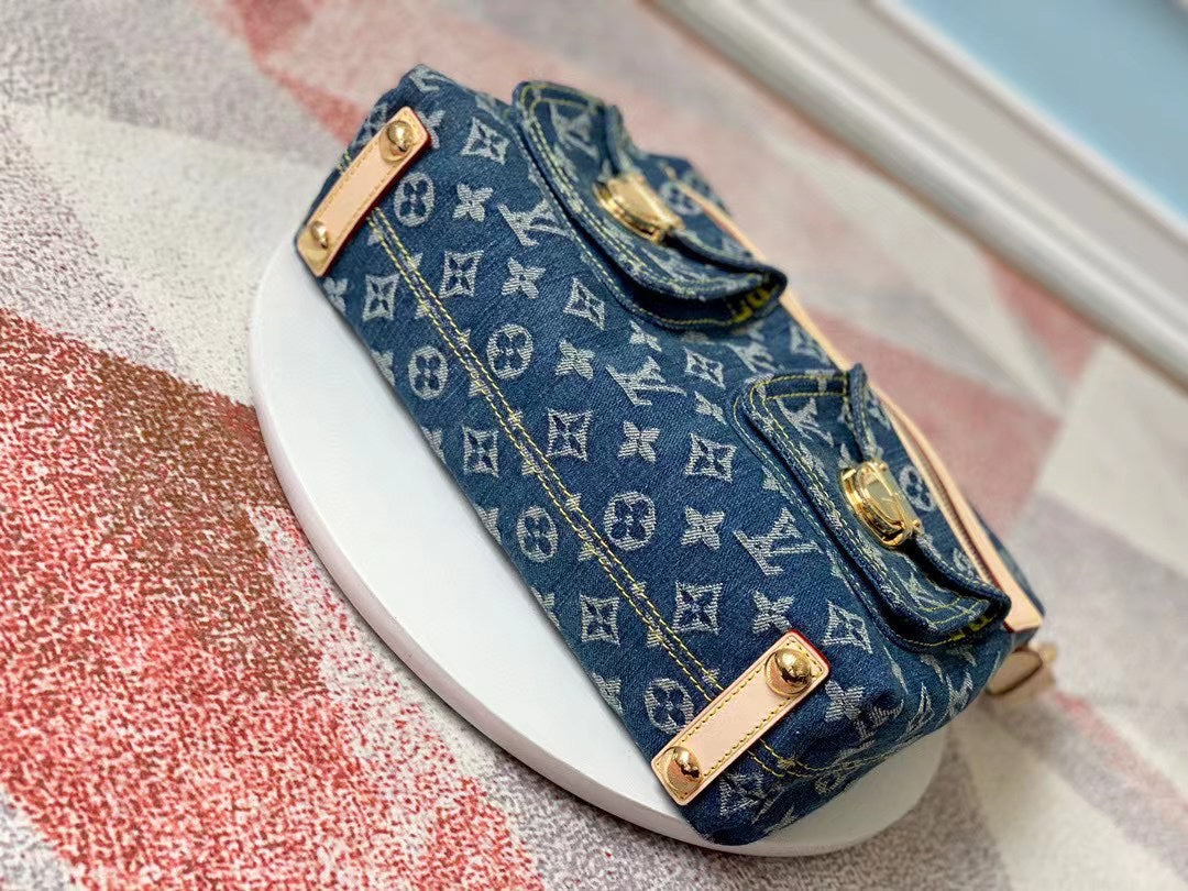 [TOP] Louis Vuitton LV L*V Baggy Denim PM 30-10-19cm-Blue