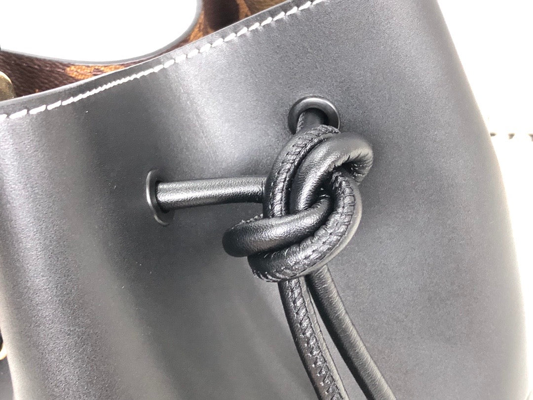 [TOP] Louis Vuitton LV L*V Neonoe BB Bucket Epi Bag - Black