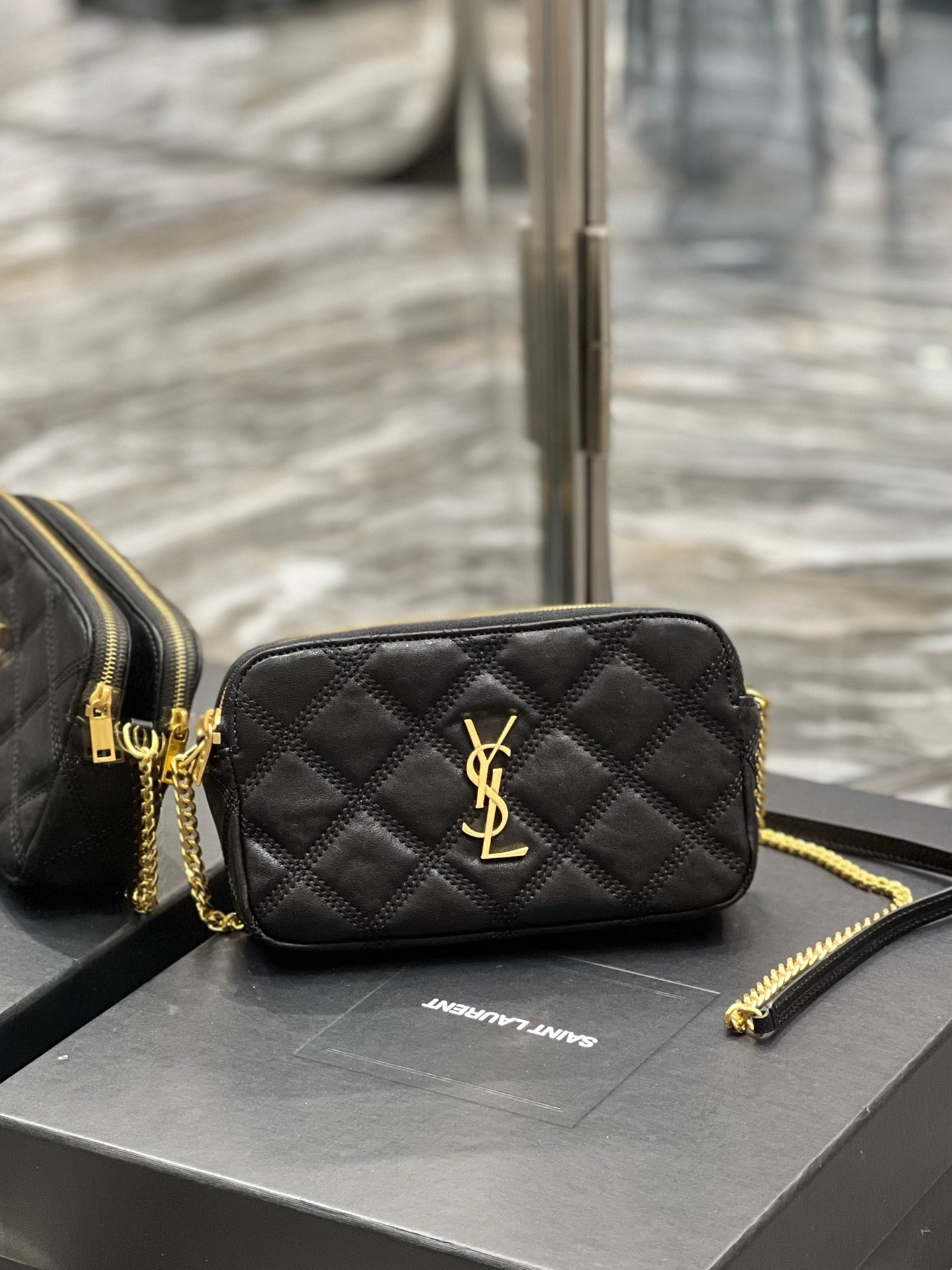 [TOP] Yves Saint Laurent YSL Beckly Double Zip Pouch Bag - Black GHW