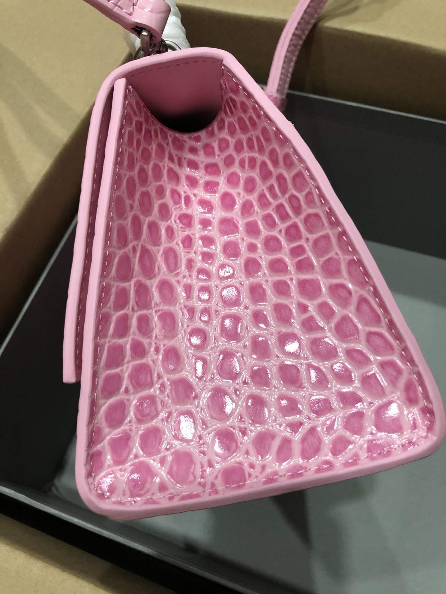 [TOP] BALENCIAGA Crocodile-Print Hourglass Bag 19/23cm - Pink